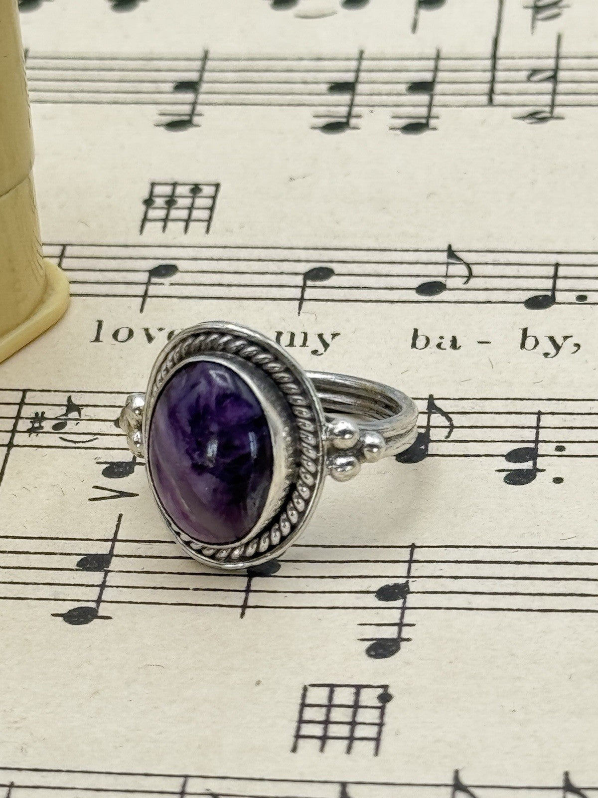 Vintage Amethyst Artisan 925 Sterling Ring Size 6.5