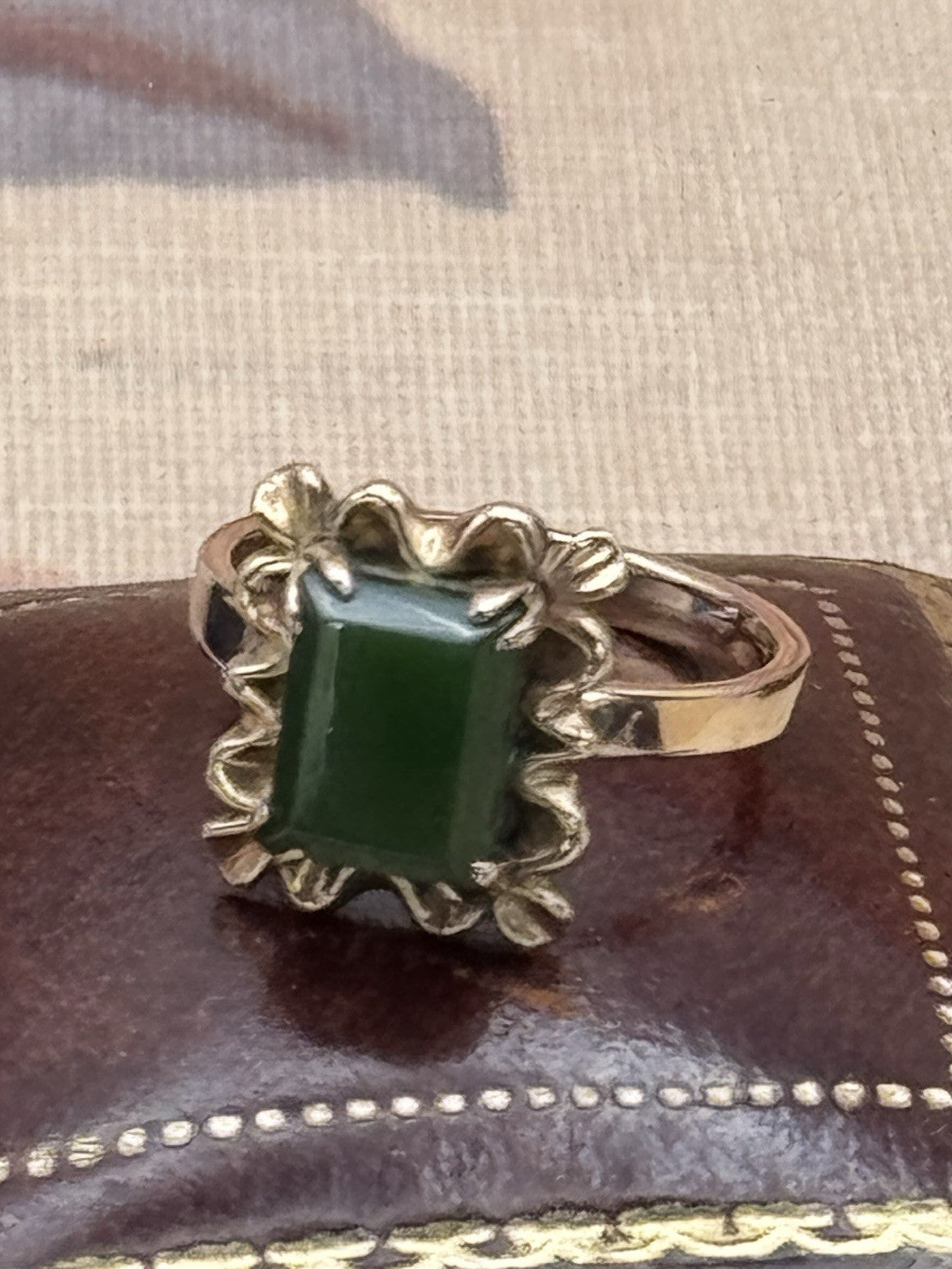 Vintage 14k Rose Gold Ring w/ Large Green Stone Size 6.25 ESTATE FIND