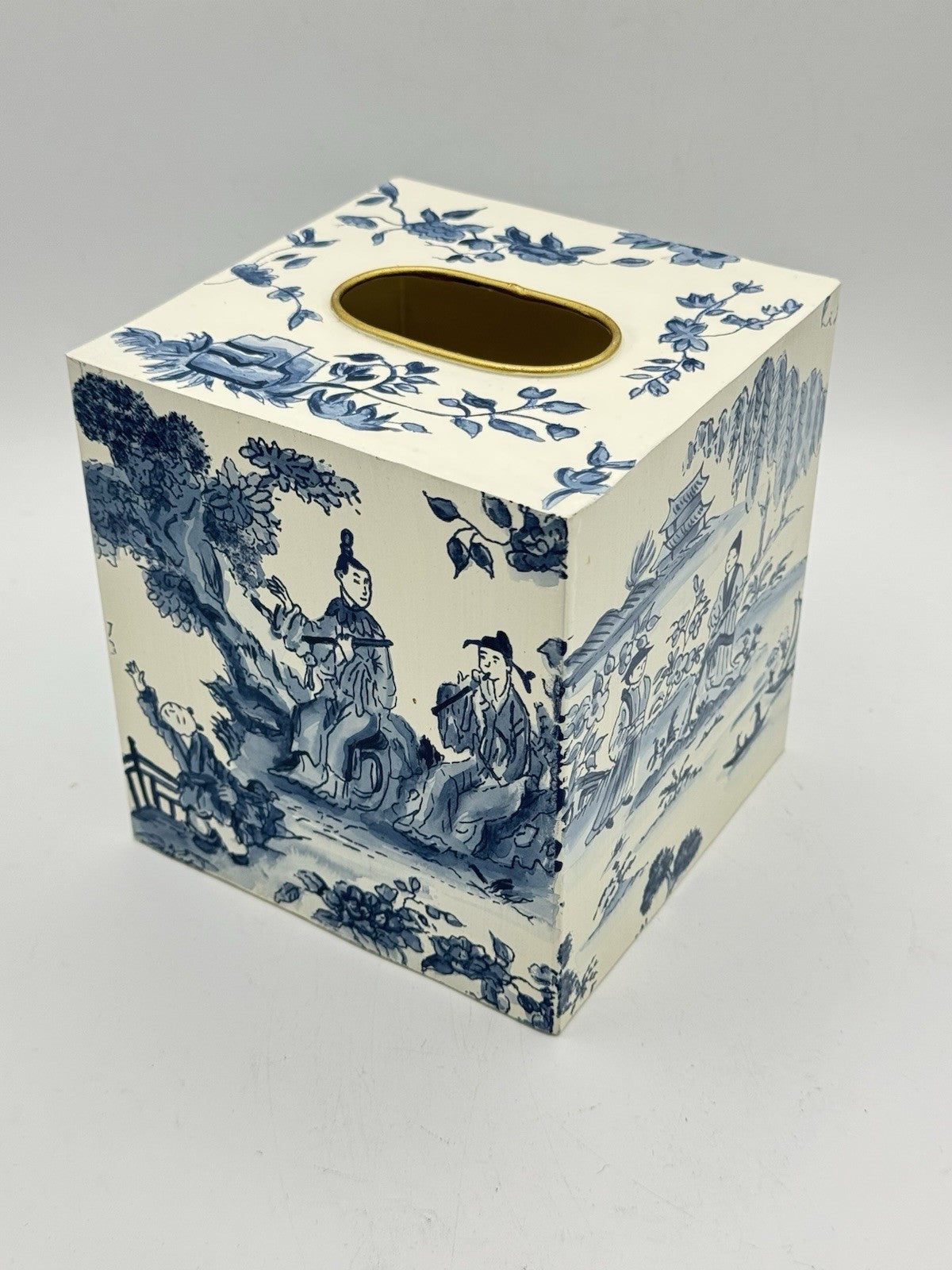 Vintage Metal Chinoiserie Tissue Box Cover – Blue & Cream Scenic Design Toleware