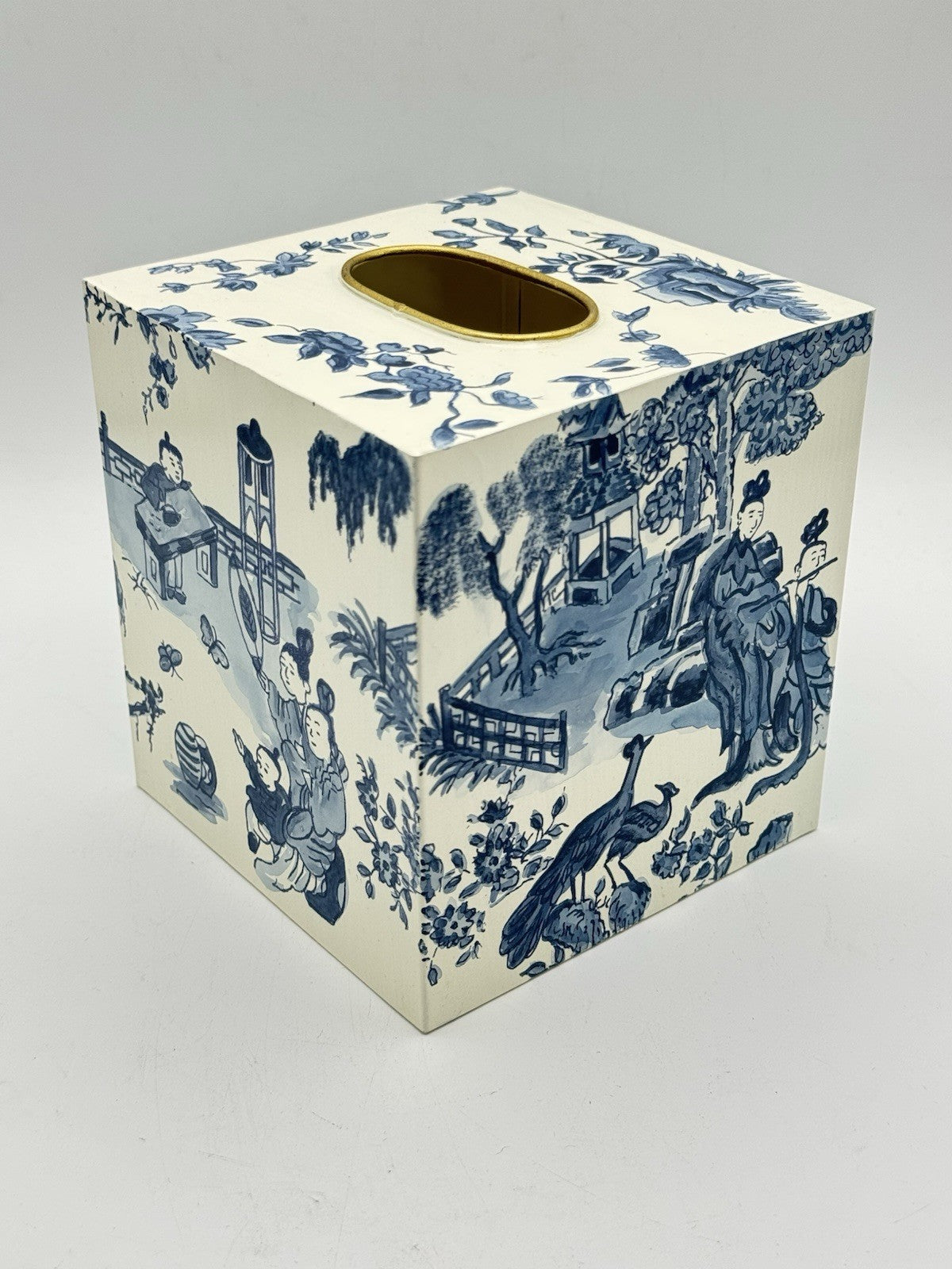 Vintage Metal Chinoiserie Tissue Box Cover – Blue & Cream Scenic Design Toleware