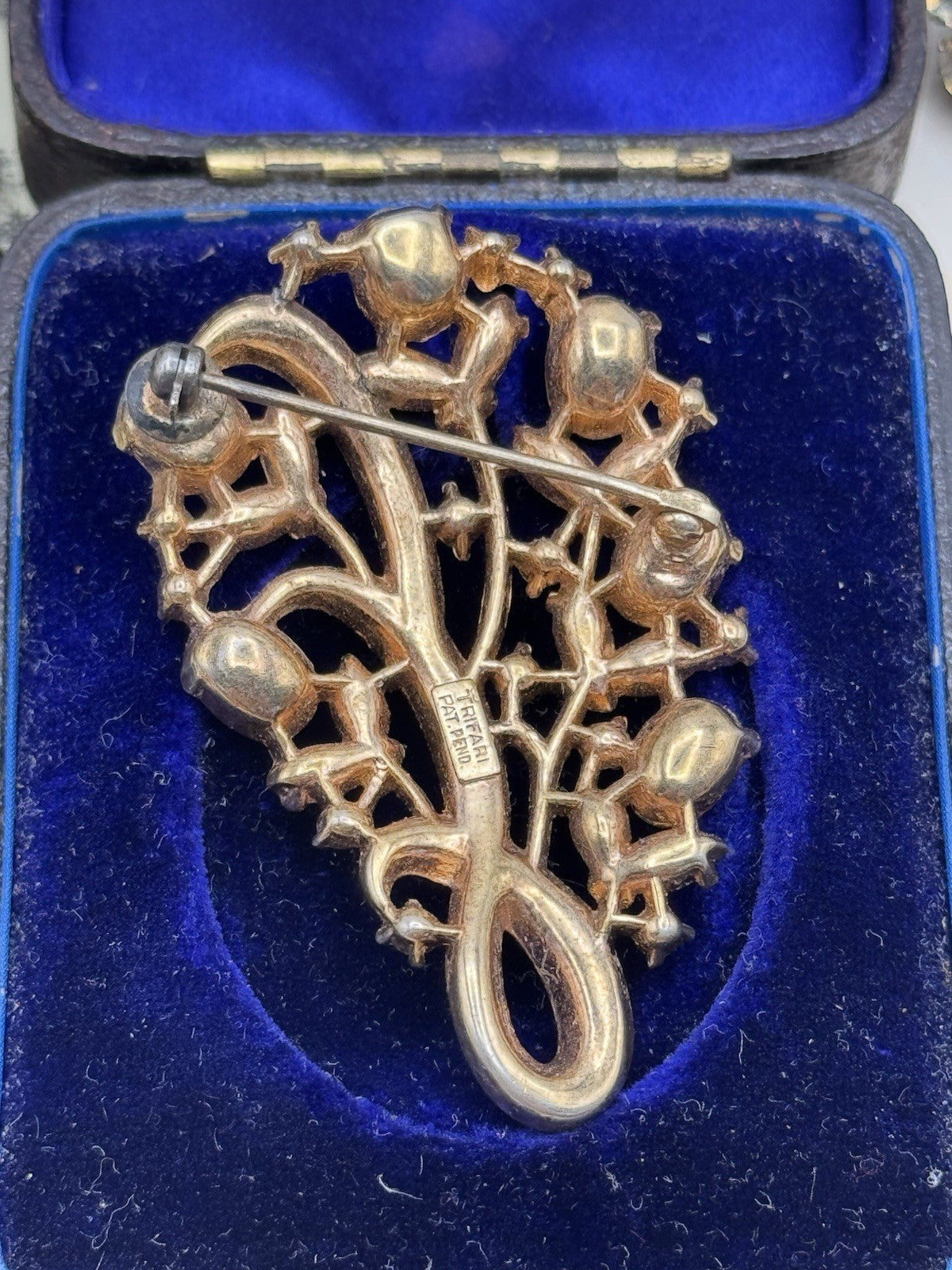 Vintage Crown Trifari Floral Spray Brooch Blue Lemon Rhinestone Baguettes 2.28”