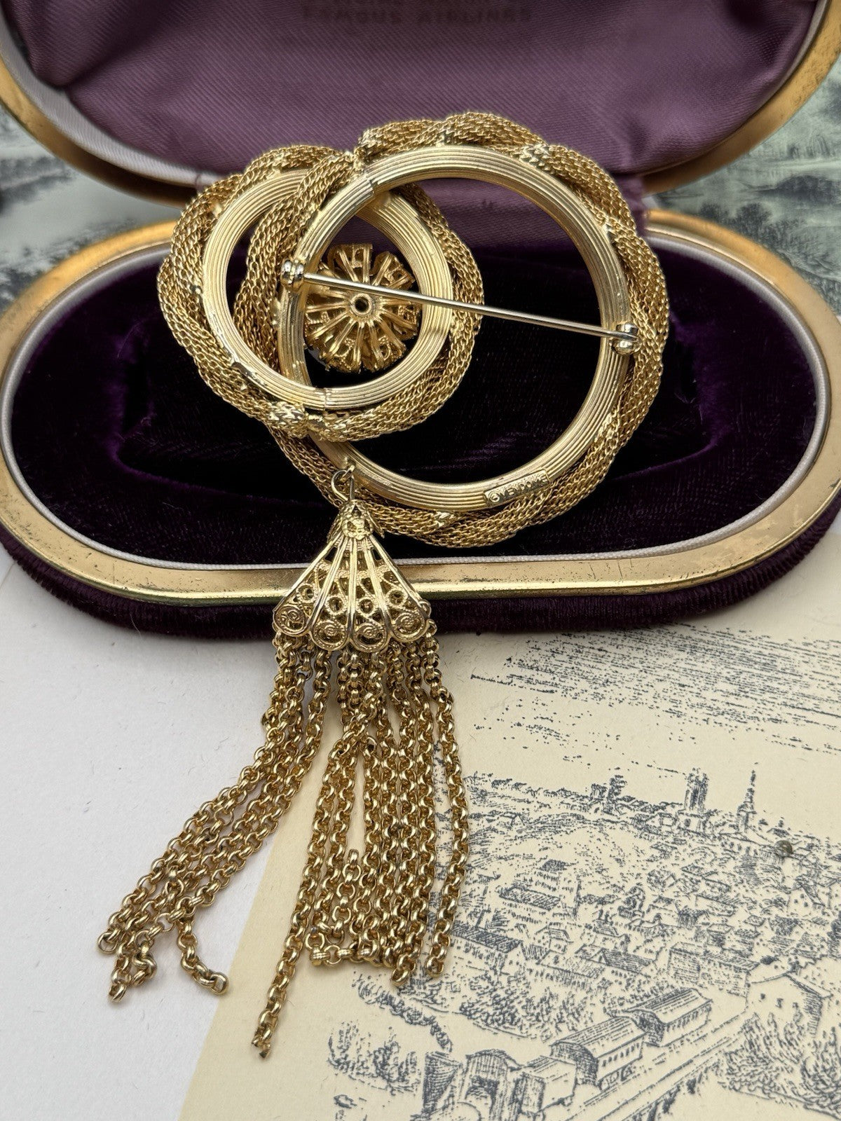 Signed Vendome Brooch Gold-Tone Tassel Rhinestone Circle Chain Fringe Pin 5”