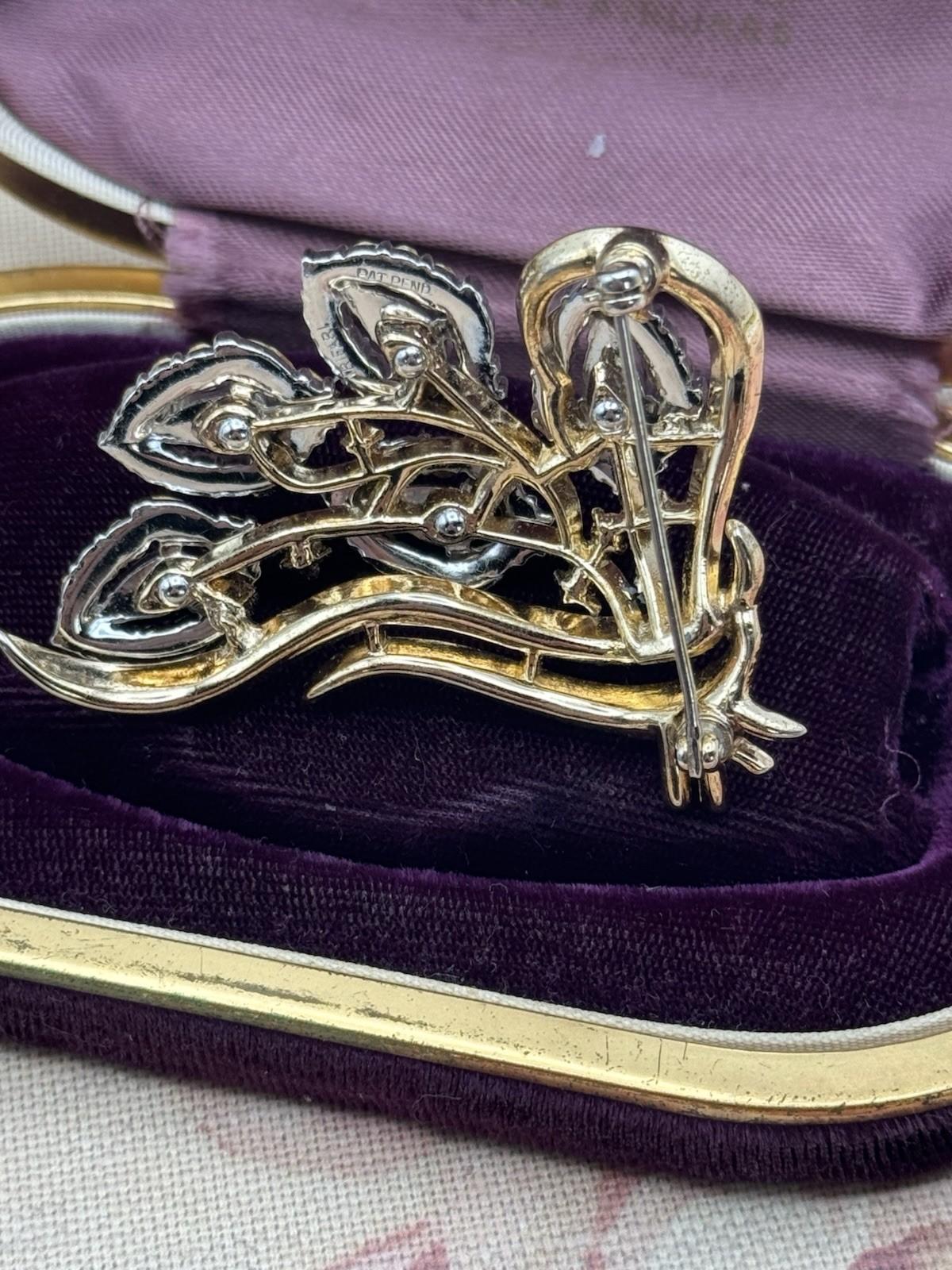 Vintage Alfred Philippe Crown Trifari Flirtation Halo Brooch – Pat. Pend. 2.36”