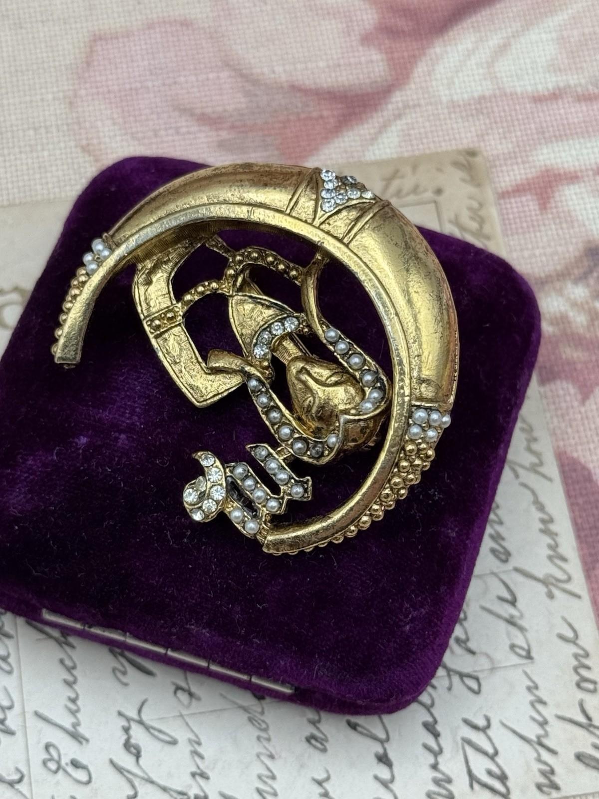Vintage VIRGO Zodiac Brooch Goldtone Crescent Moon Seed Pearls 1.75”