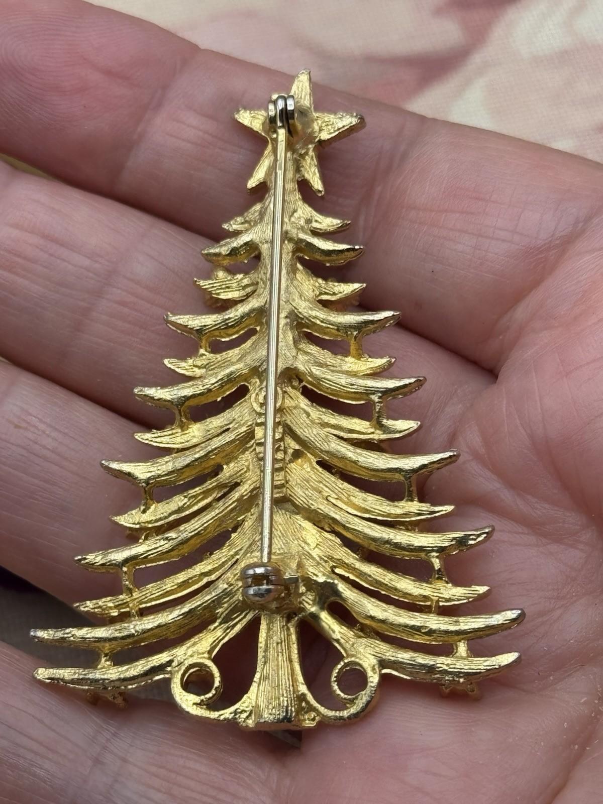 Christmas Tree Brooch SIGNED MYLU Vintage Rhinestone Holiday Pin 2.5” x 1.75”