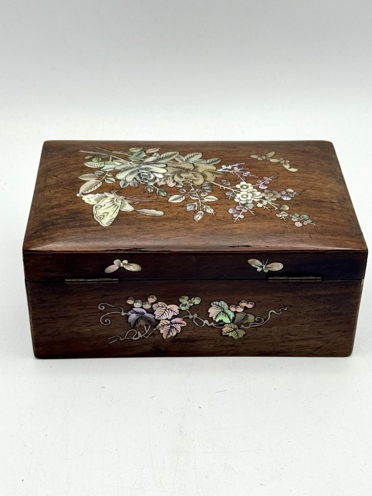 Mother of Pearl Butterfly Jewelry Box Floral Wood Inlay Trinket Keepsake 5.5”