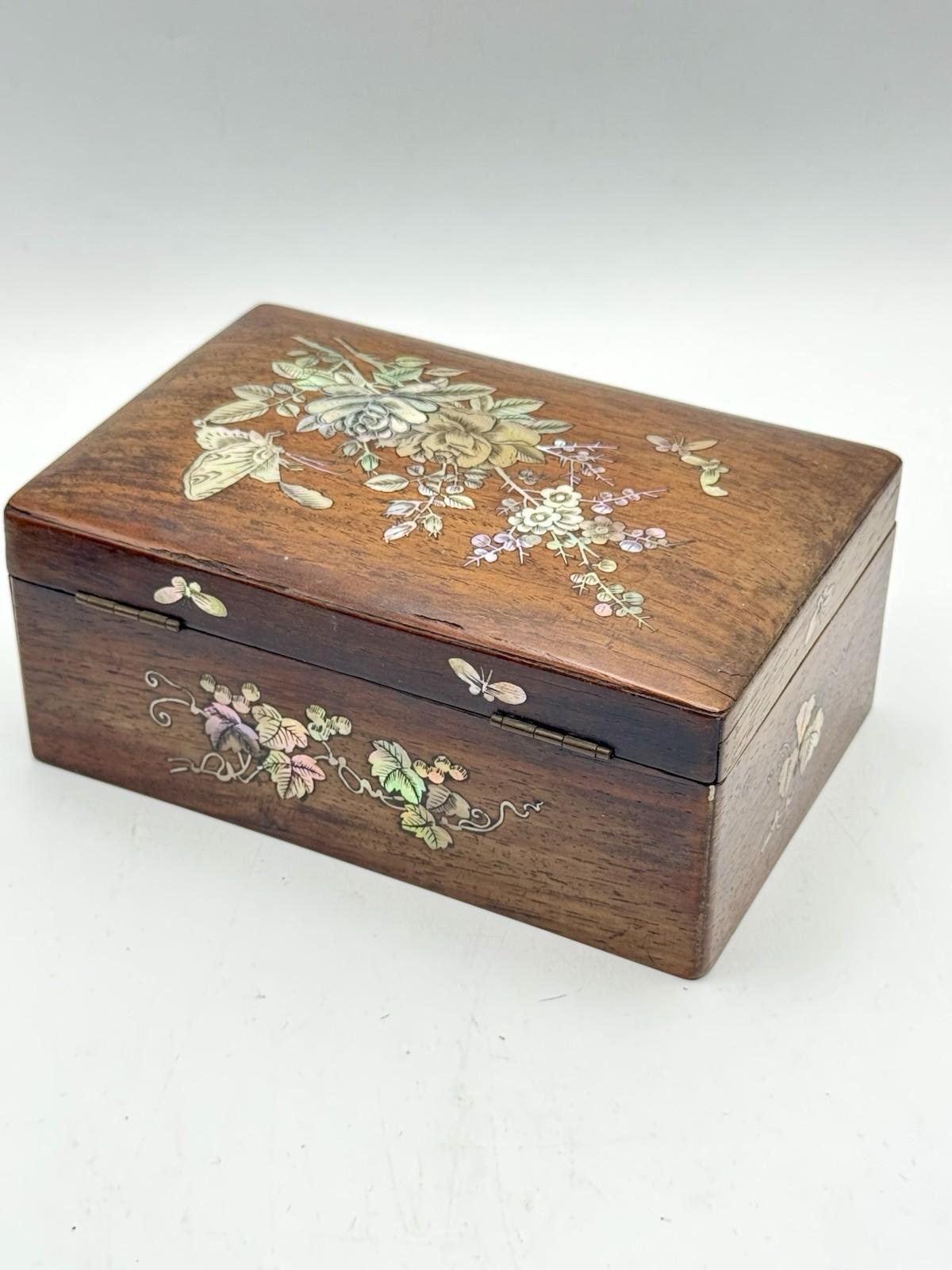 Mother of Pearl Butterfly Jewelry Box Floral Wood Inlay Trinket Keepsake 5.5”