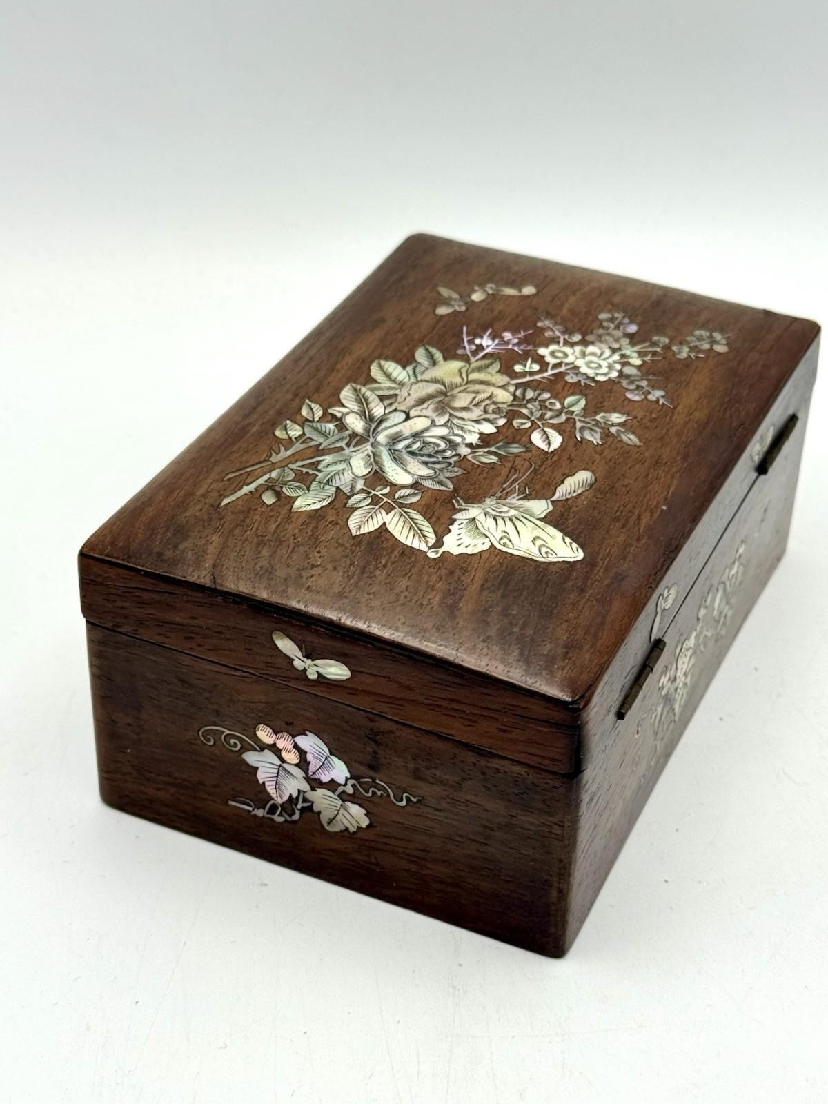 Mother of Pearl Butterfly Jewelry Box Floral Wood Inlay Trinket Keepsake 5.5”