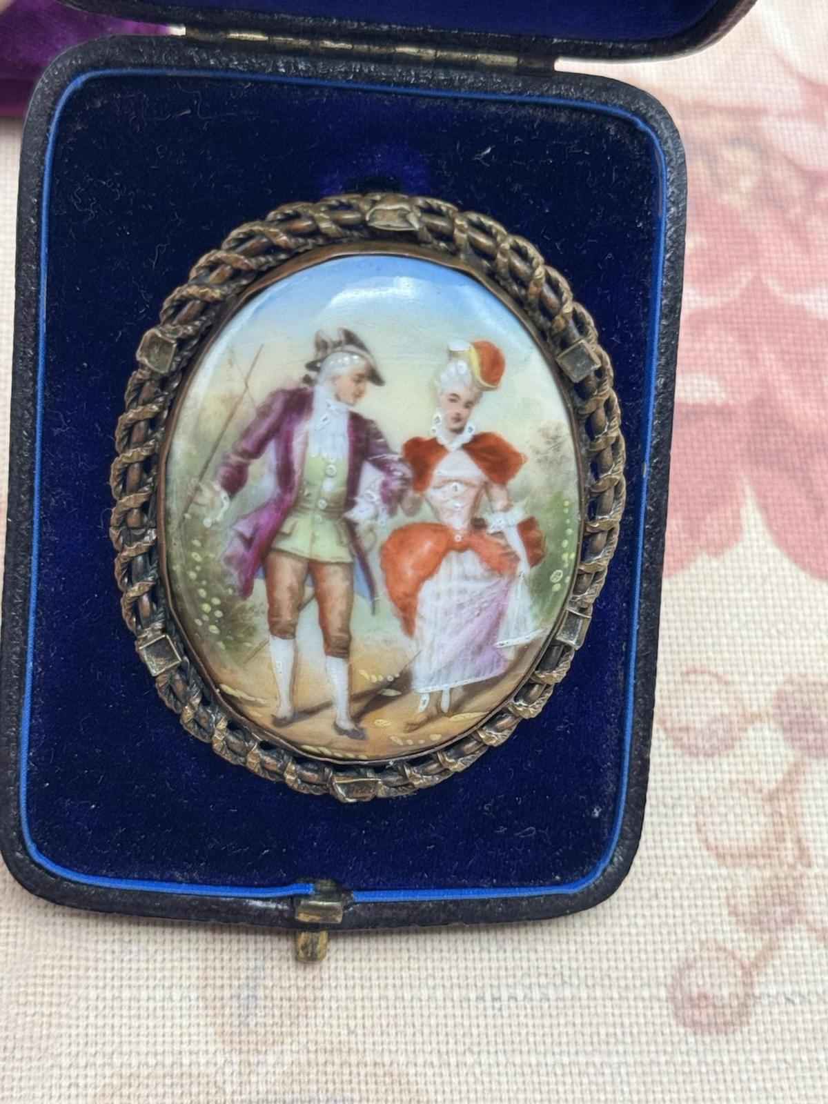 Antique French Brooch Courting Couple Porcelain Plaque 2.16” x 1.77” c.1900