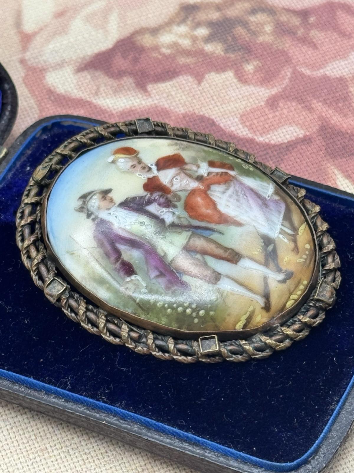 Antique French Brooch Courting Couple Porcelain Plaque 2.16” x 1.77” c.1900