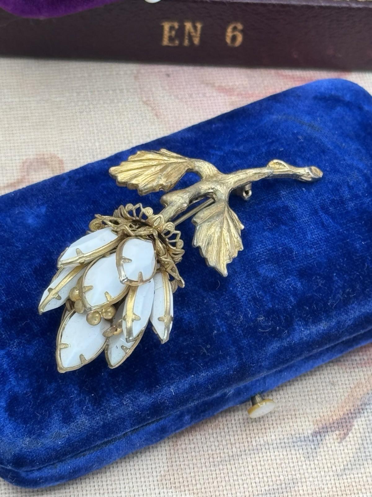 Vintage Brooch Milk Glass Flower Gold Tone Stem and Leaves 2.75” x 1.25”