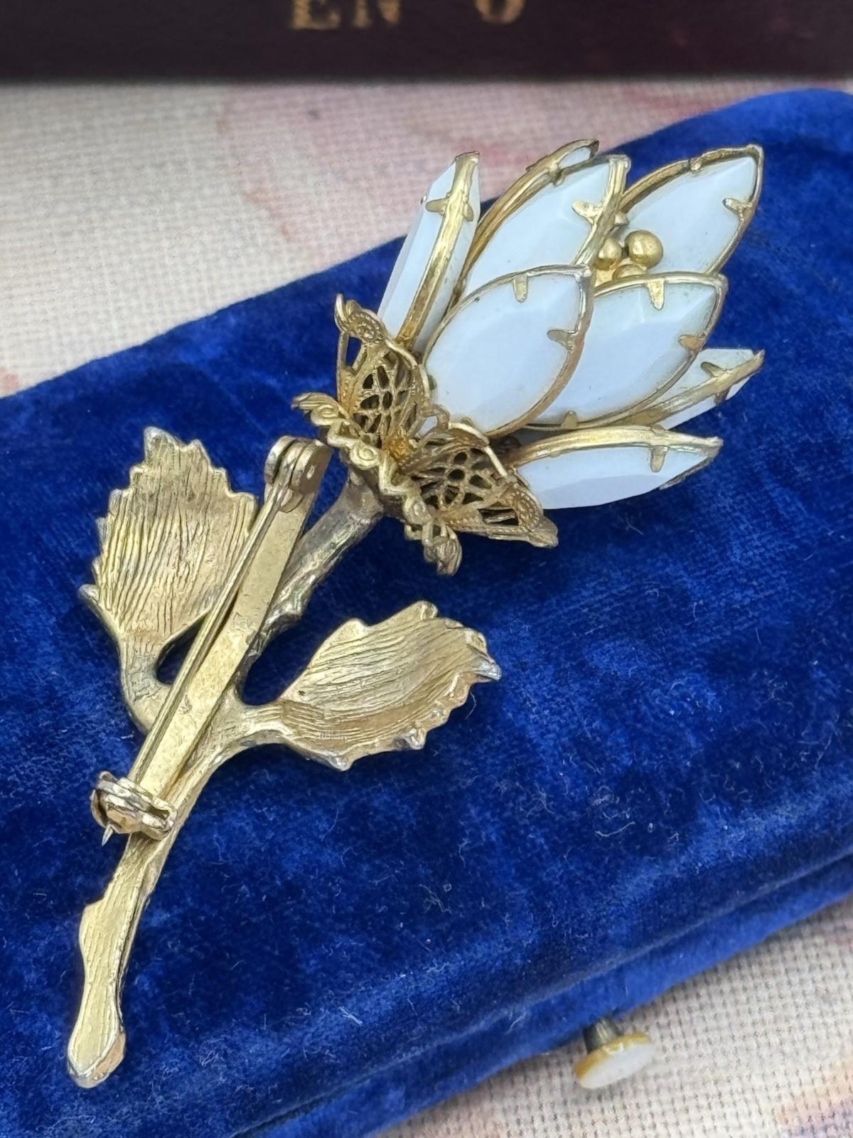 Vintage Brooch Milk Glass Flower Gold Tone Stem and Leaves 2.75” x 1.25”