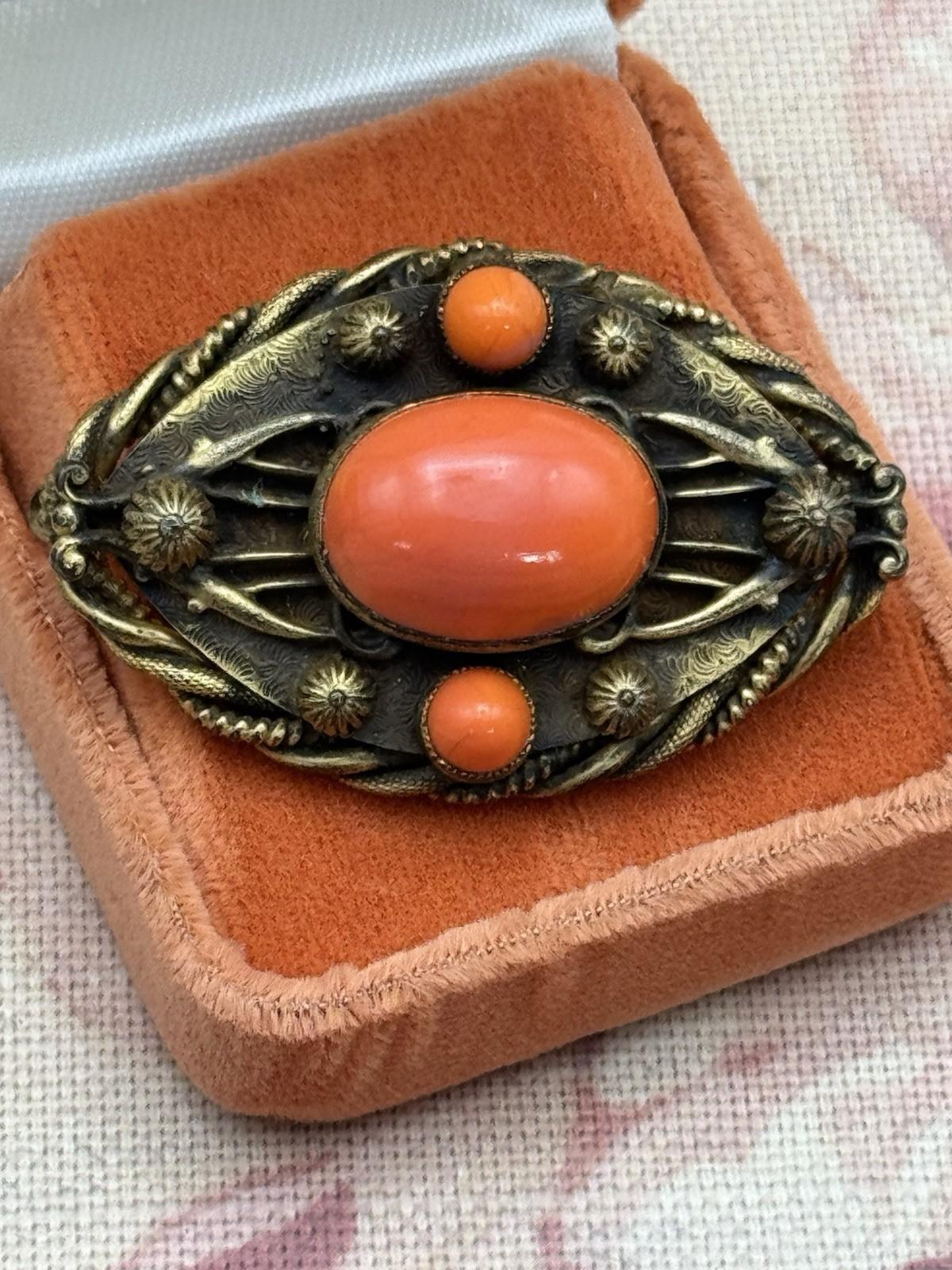 Vintage Brooch Orange Glass Cabochon Goldtone Rope Twist Frame 1930s