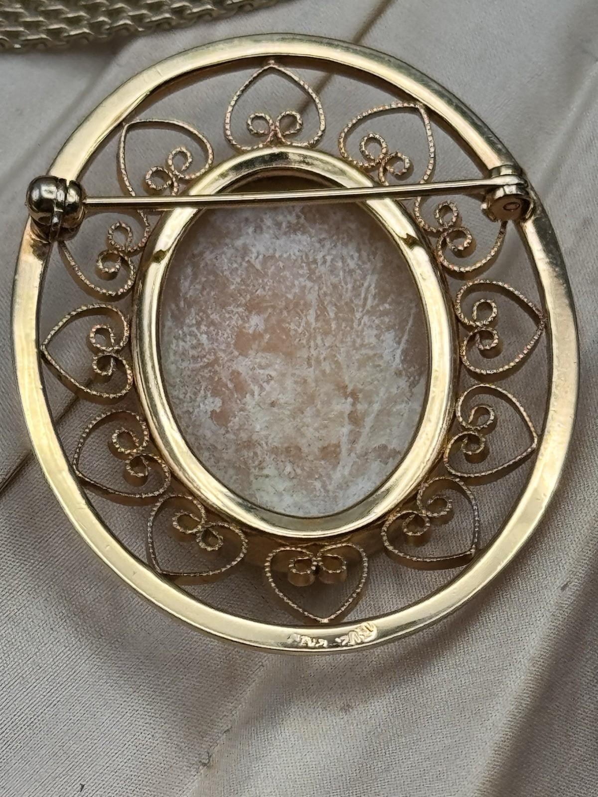 Faux Cameo Brooch Gold Filled Filigree Heart Frame Lady Portrait 1.5” Vintage