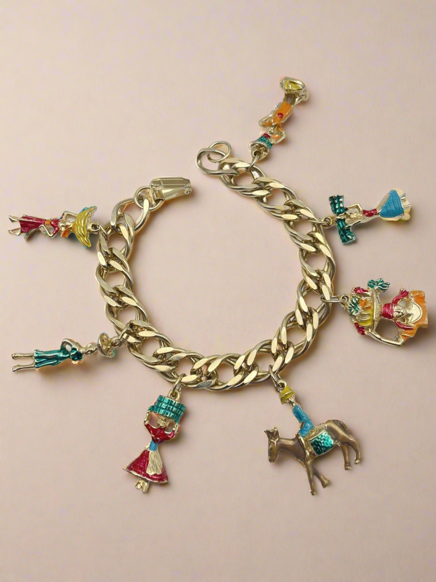 Rare Vintage Enamel South America Vacation Charm Bracelet Gold Tone 7.25”