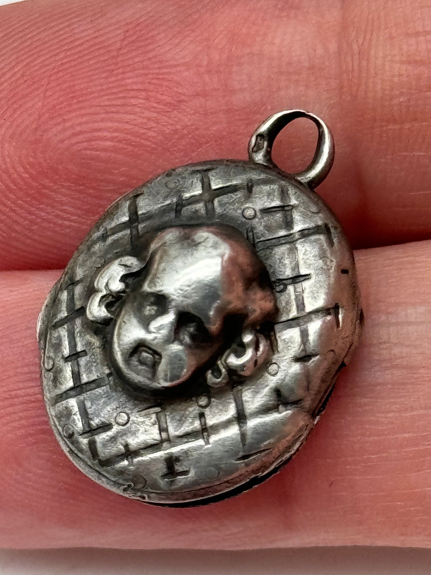 Small Antique Cherub Locket Charm inside Inscription 30 Mai 1861 Sold As Is‼️