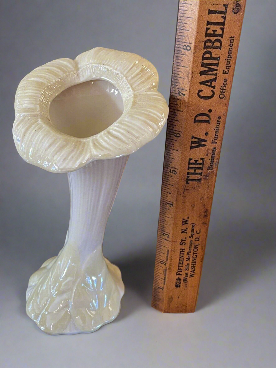 Vintage Belleek Irish China Sunflower Jack in the Pulpit Vase 7.5” ESTATE FIND