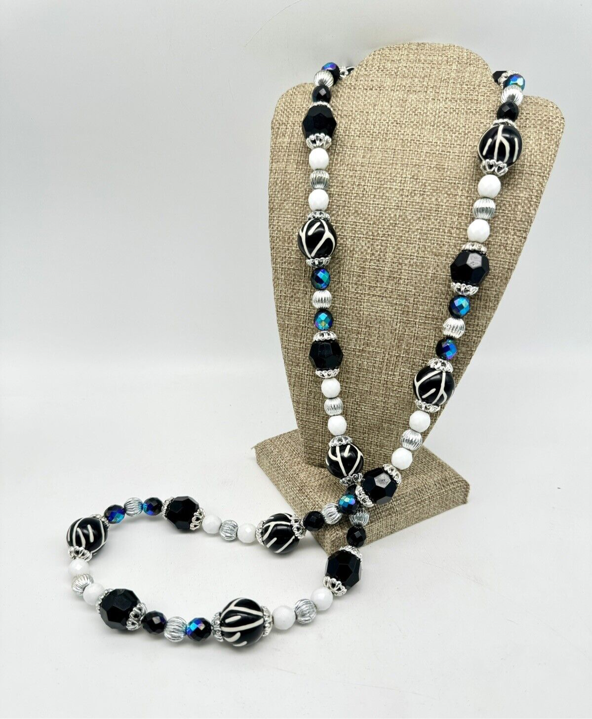 Joan Rivers Necklace 36" white black Zebra iridescent blue silver tones