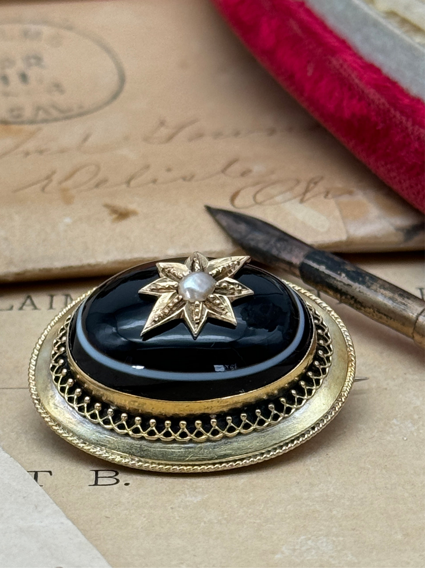 Antique Victorian Scottish Bullseye Agate Mourning Brooch Hair 14kt Gold Tested