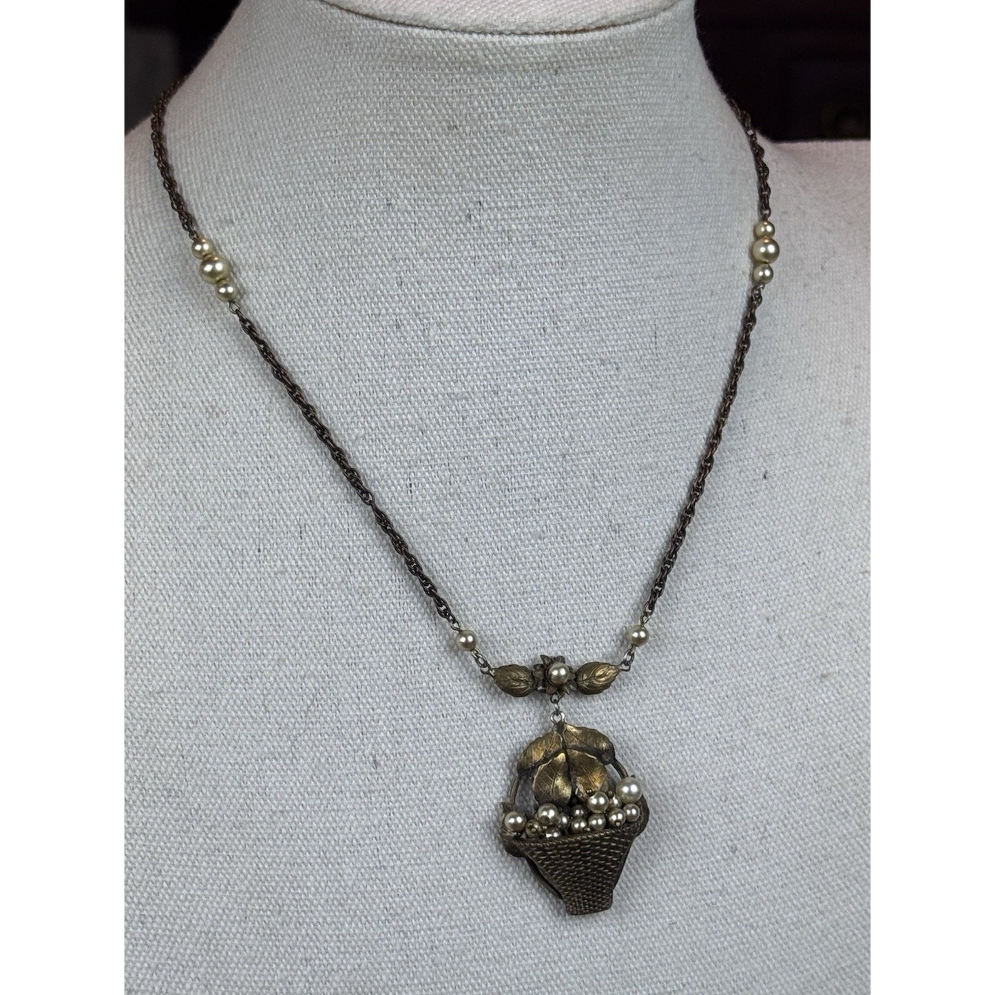 Vintage Floral Basket Necklace Brass Tone Faux Pearl Pendant 16.5” Romantic