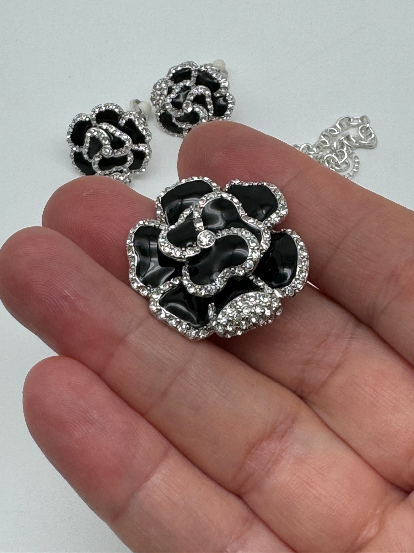 Joan Rivers Classic Collection Black Rose Earrings & Pendant Necklace 18.5”