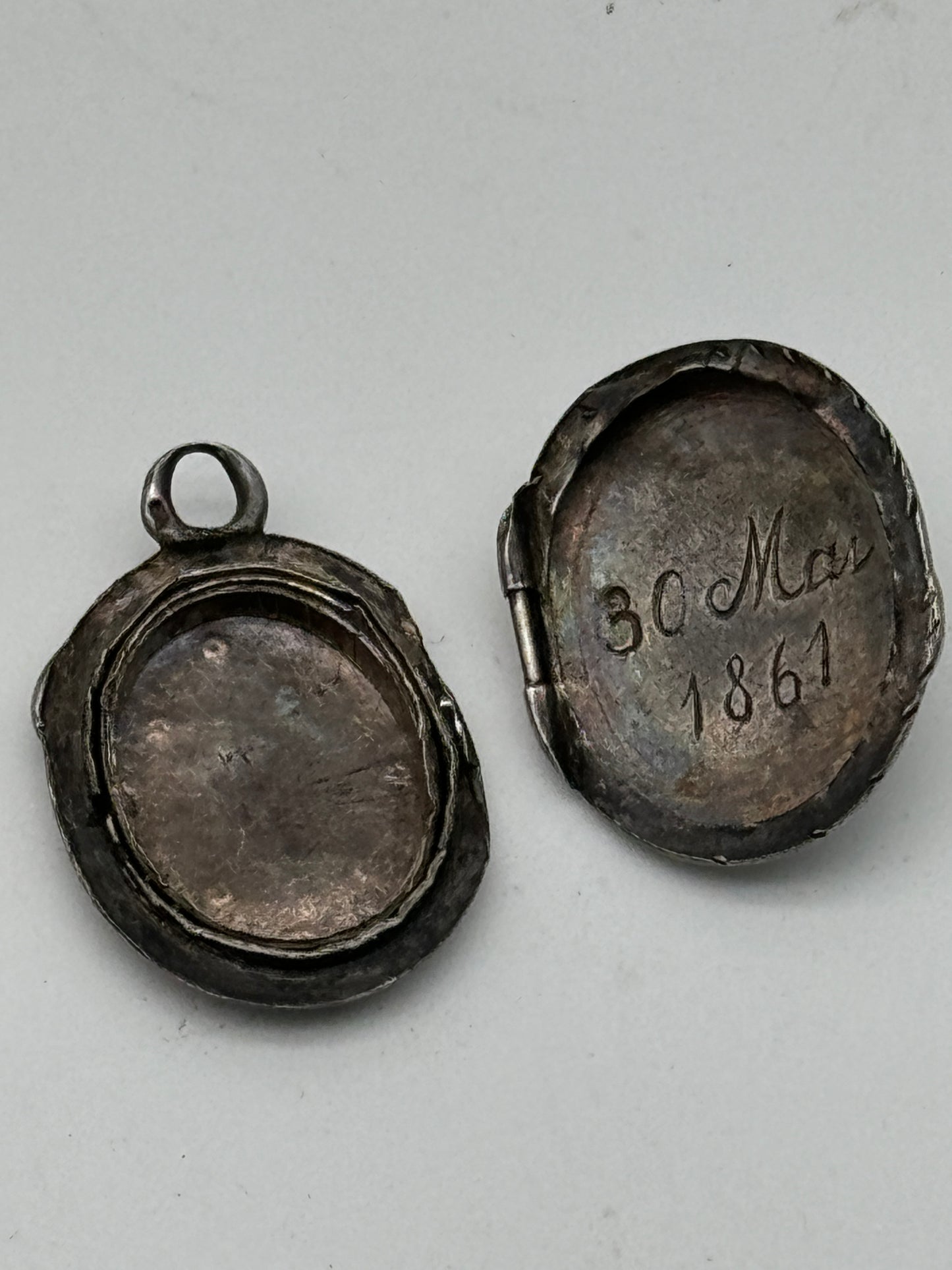 Small Antique Cherub Locket Charm inside Inscription 30 Mai 1861 Sold As Is‼️