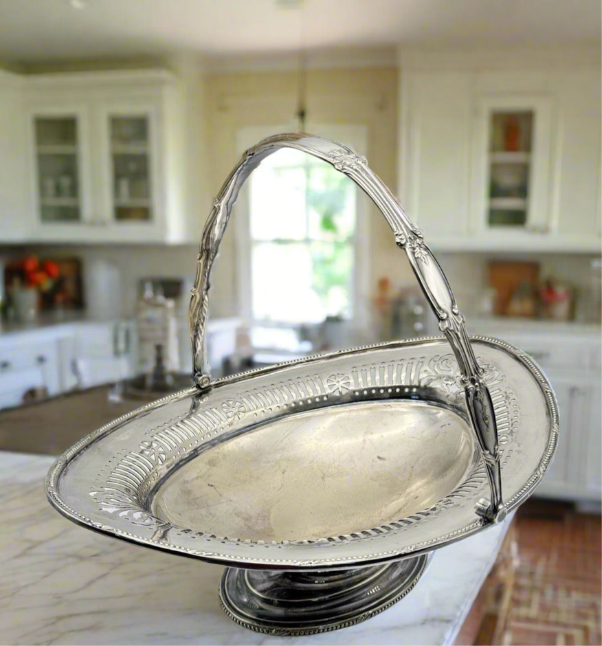 English SHEFFIELD Silverplate Fruit Basket EMBASSY Gladwin Ltd