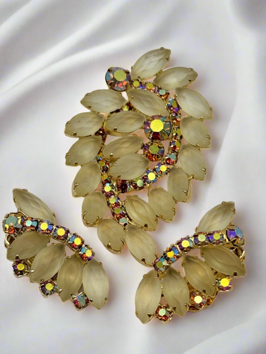 Vintage 2024 Juliana Rhinestone Brooches Earrings