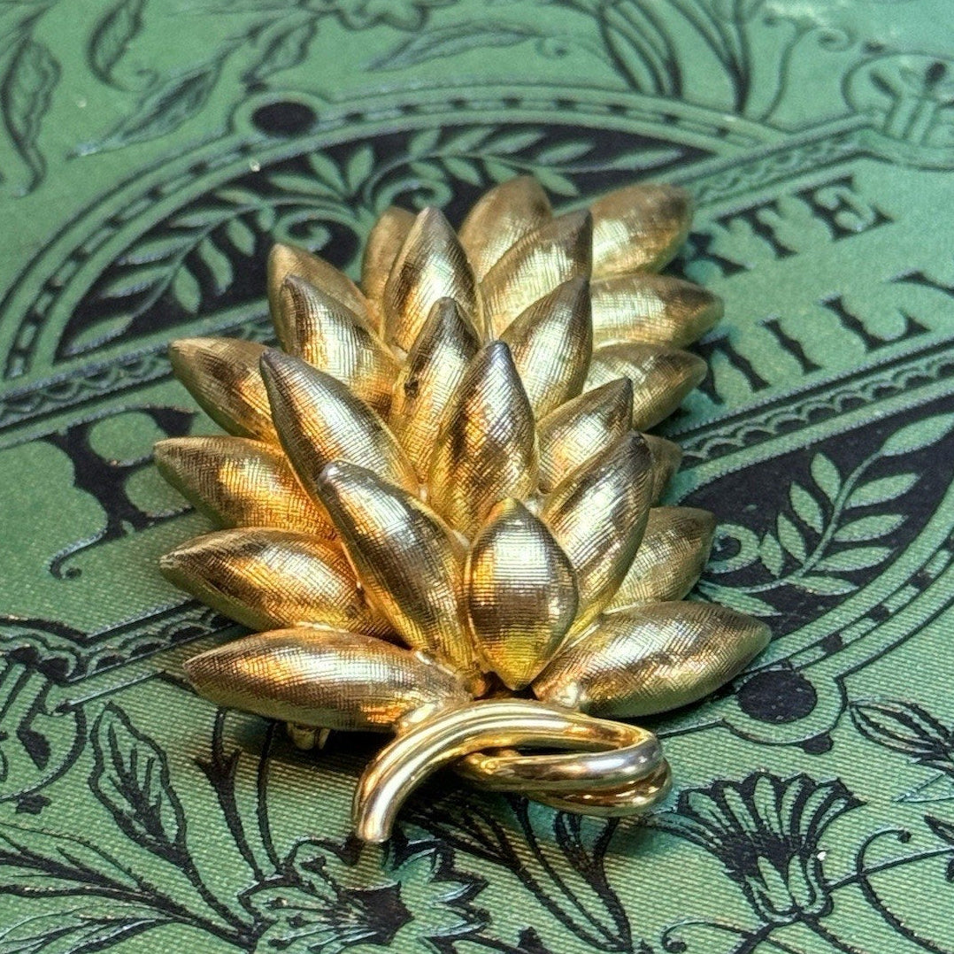 Vintage Brooch Wheat Sheaf Goldtone Statement Piece 2 5/8”