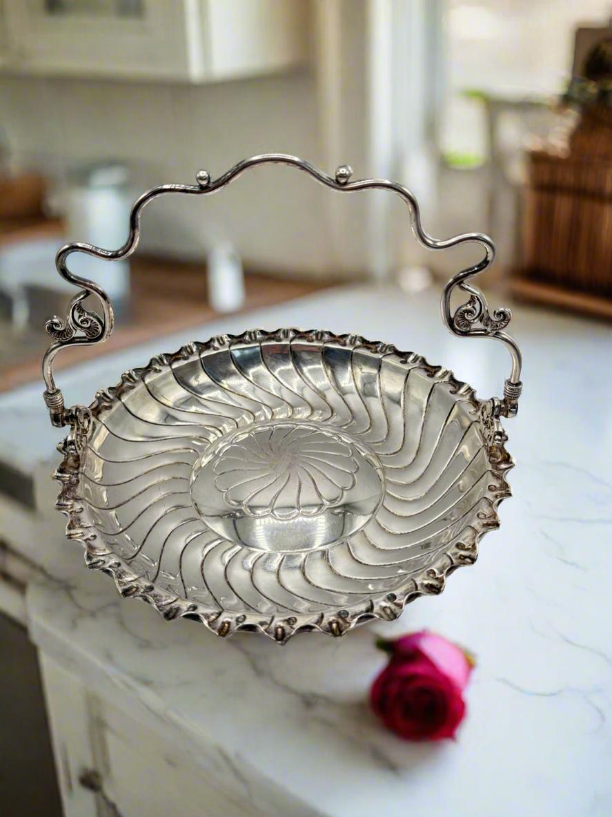 Antique Silverplate Bridal Basket Meriden B Co. Quadruple Plate Perfect for Easter