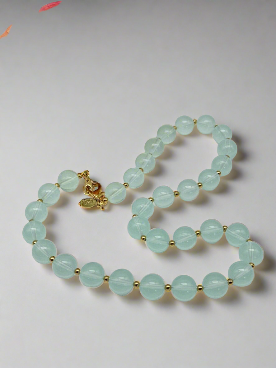 Joan Rivers Light Green Lucite Bead Necklace ca. 18”