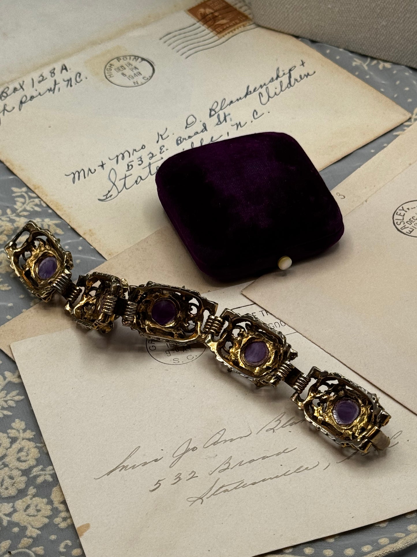 Vintage Victorian Revival Bracelet Purple Lucite Cabochon Faux Pearl Goldtone 7.25” Selro Selini Style