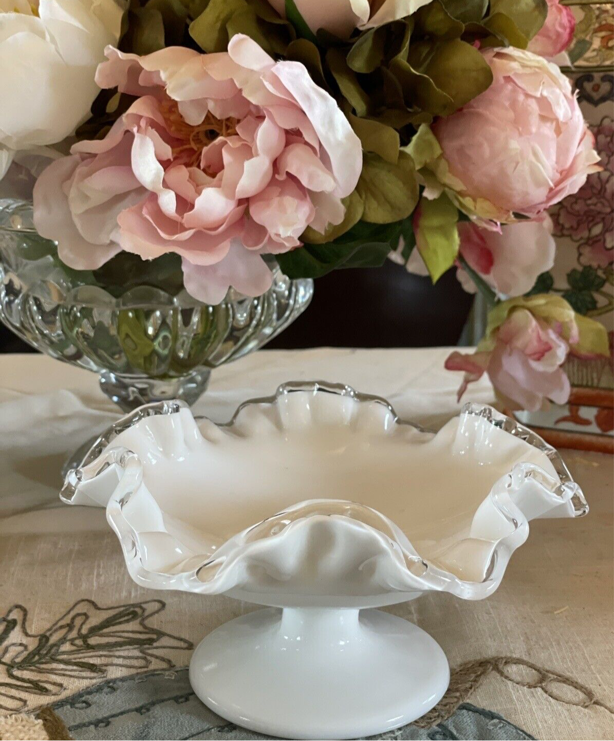 Fenton Silver Crest Style White Milk Glass Ruffled Crimped Rim Bowl VINTAGE