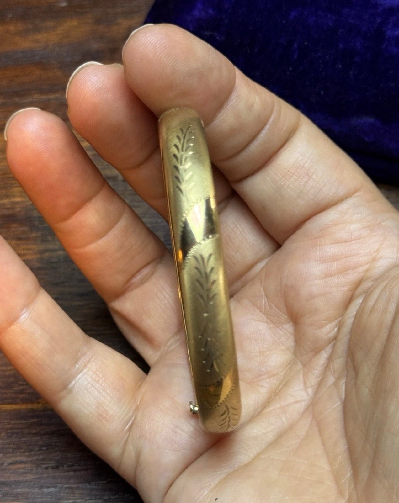 Gold-Filled Bangle Hinged Bracelet Laurel Engraved 7” VINTAGE “12K GF”