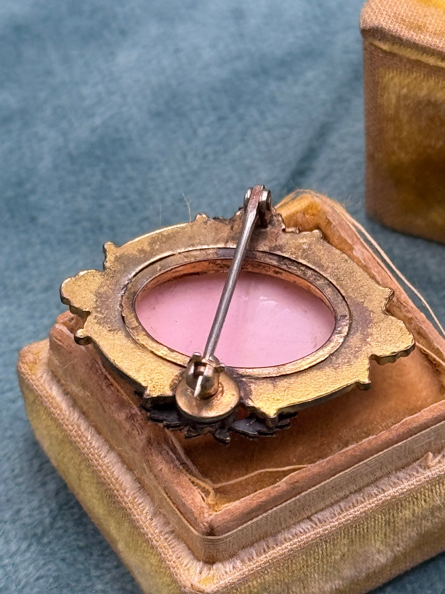 Victorian Pink Cameo Brooch Gold Filled Faux Pearl Frame Replacement Clasp