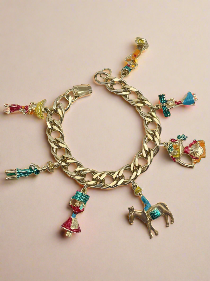 Rare Vintage Enamel South America Vacation Charm Bracelet Gold Tone 7.25”