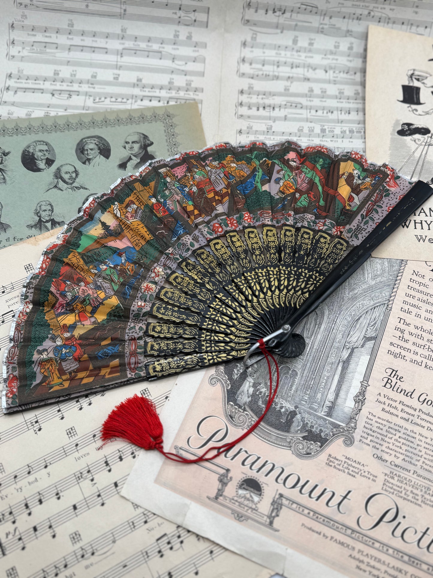 Vintage Japanese Hand Fan Closed 9” Open 16”