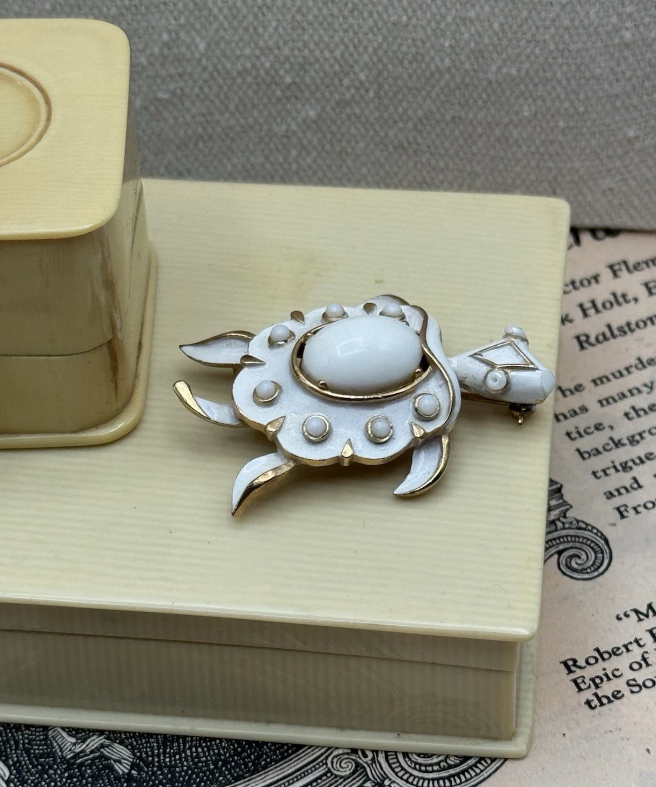 Crown Trifari White Turtle Brooch Goldtone Enamel Milk Glass Eyes Replaced‼️