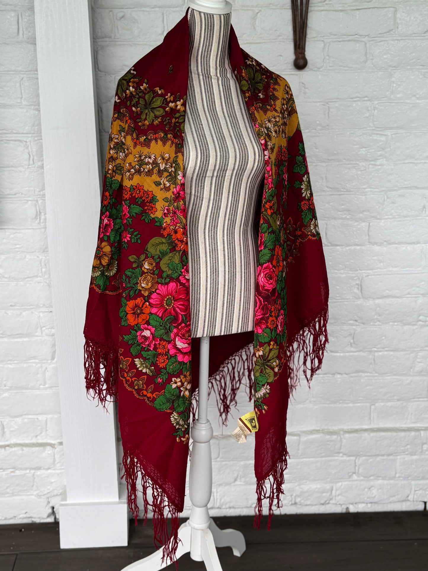 1980s XL Wool Fringed Floral Scarf – Burgundy with Pink Roses