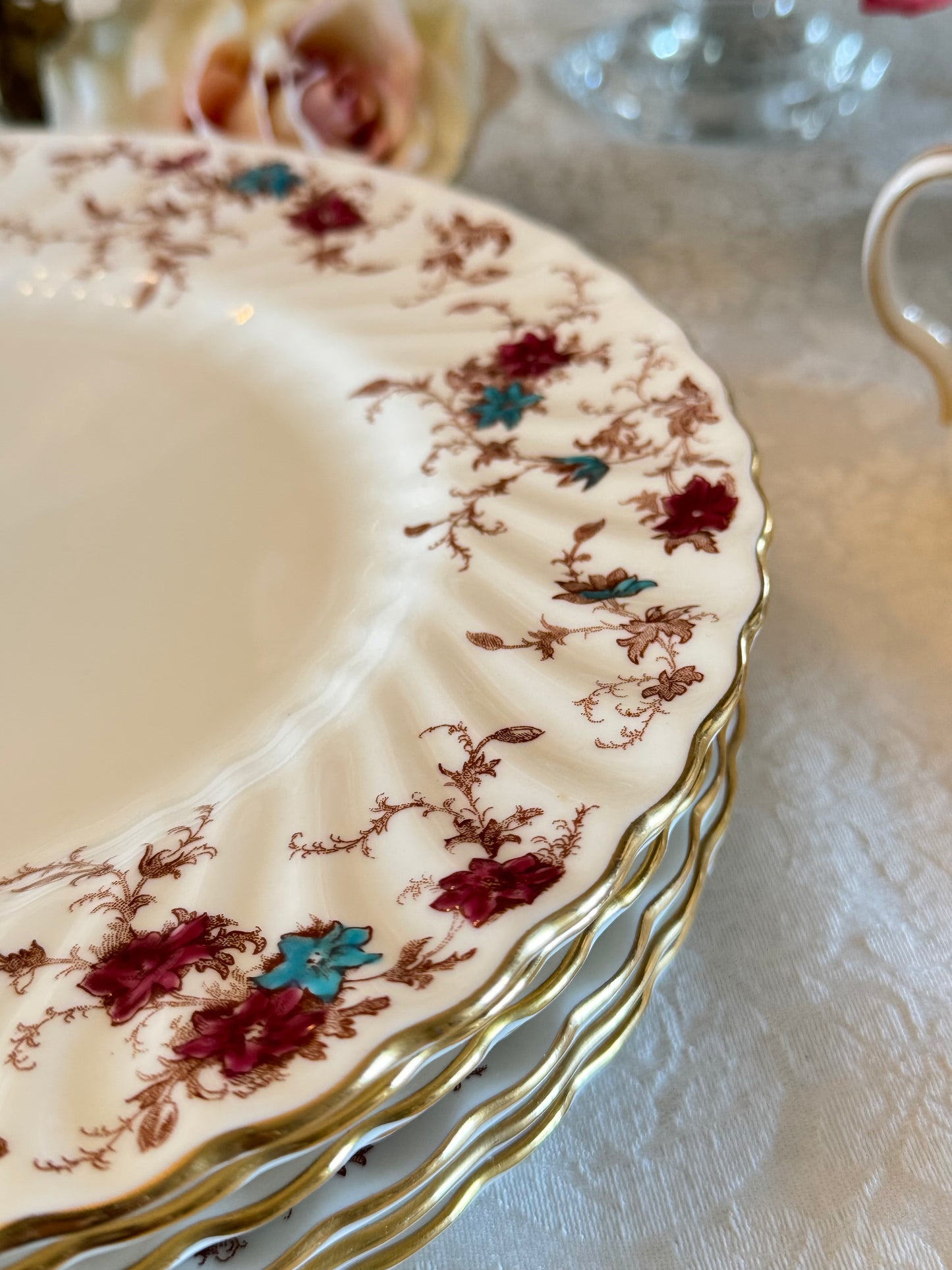 8 Vintage Minton Ancestral 10.5” Dinner Plates Bone China Made In England