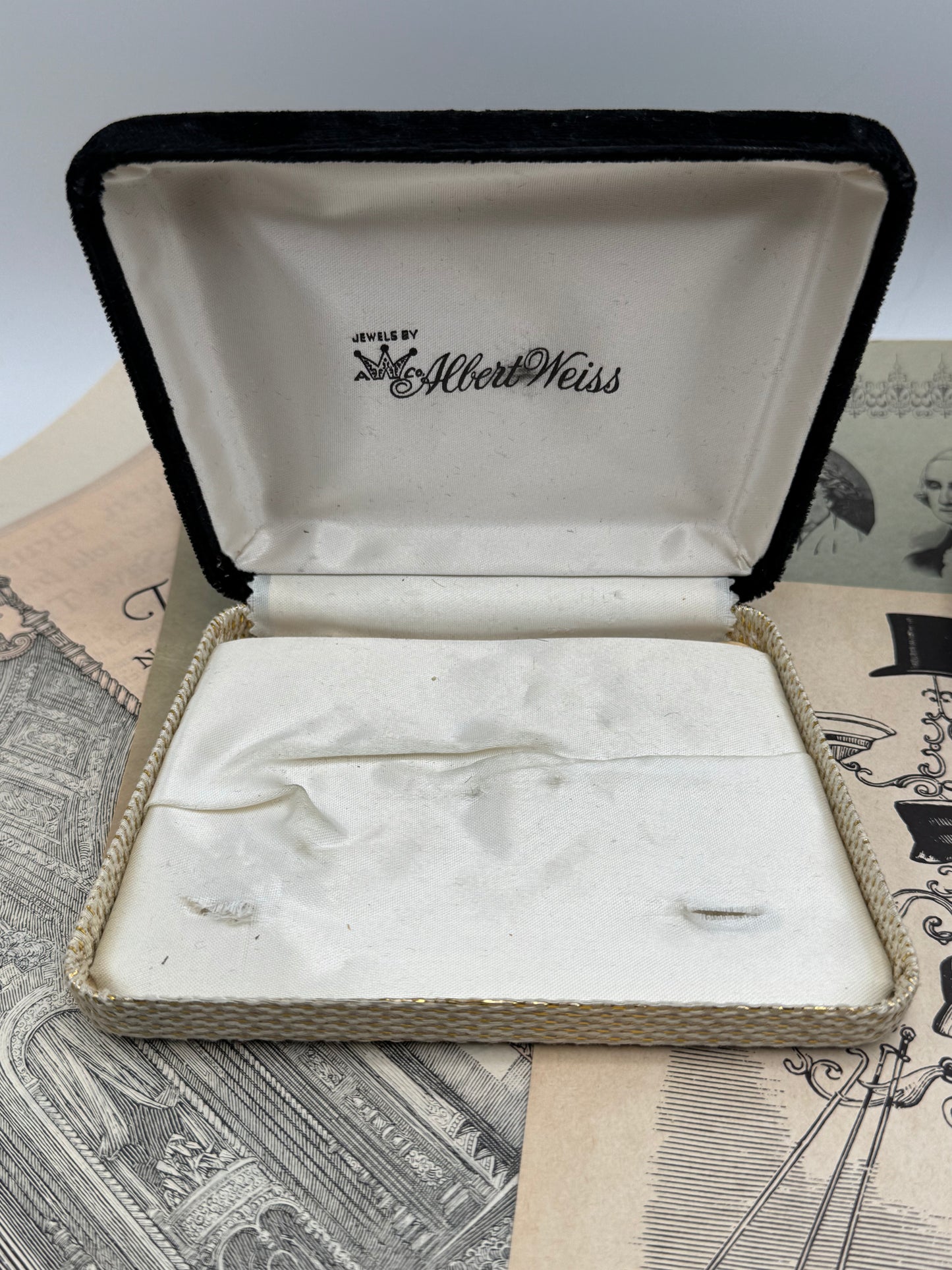 Vintage SIGNED WEISS Demi Parure Earrings Necklace Clear Rhinestones ORIGINAL Albert Weiss Box