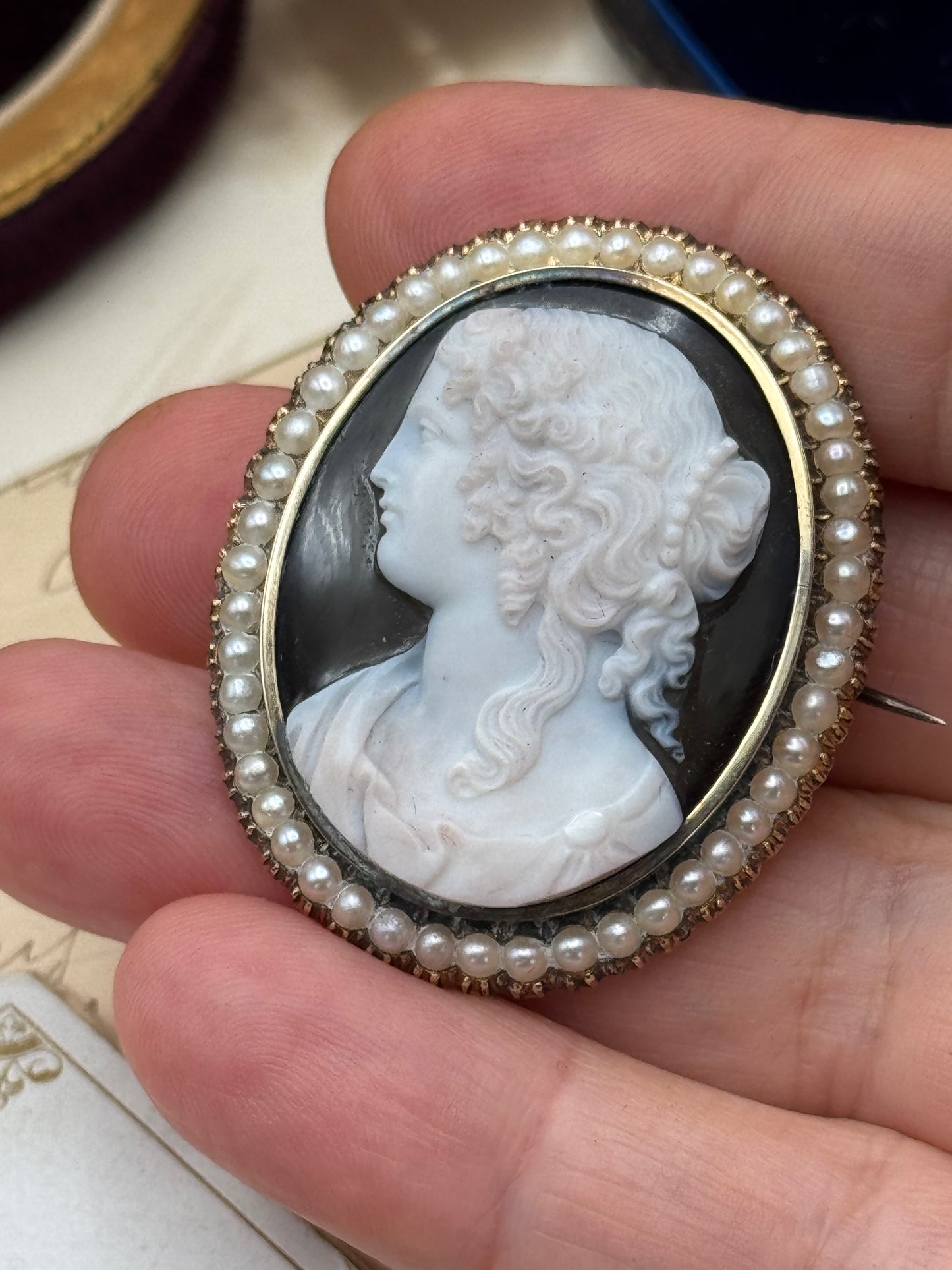 Museum-Worthy Antique VICTORIAN Hard Stone Cameo Brooch with Pearls in 14K Gold