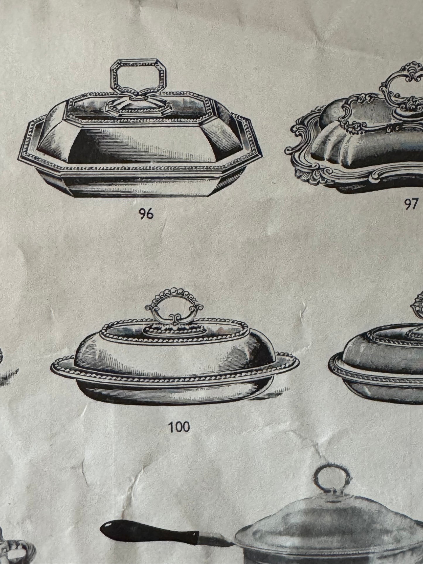 Antique Mappin & Webb Silver-plate Covered Entrée Dish with Family Crest – Late Victorian/Edwardian c.1890–1910