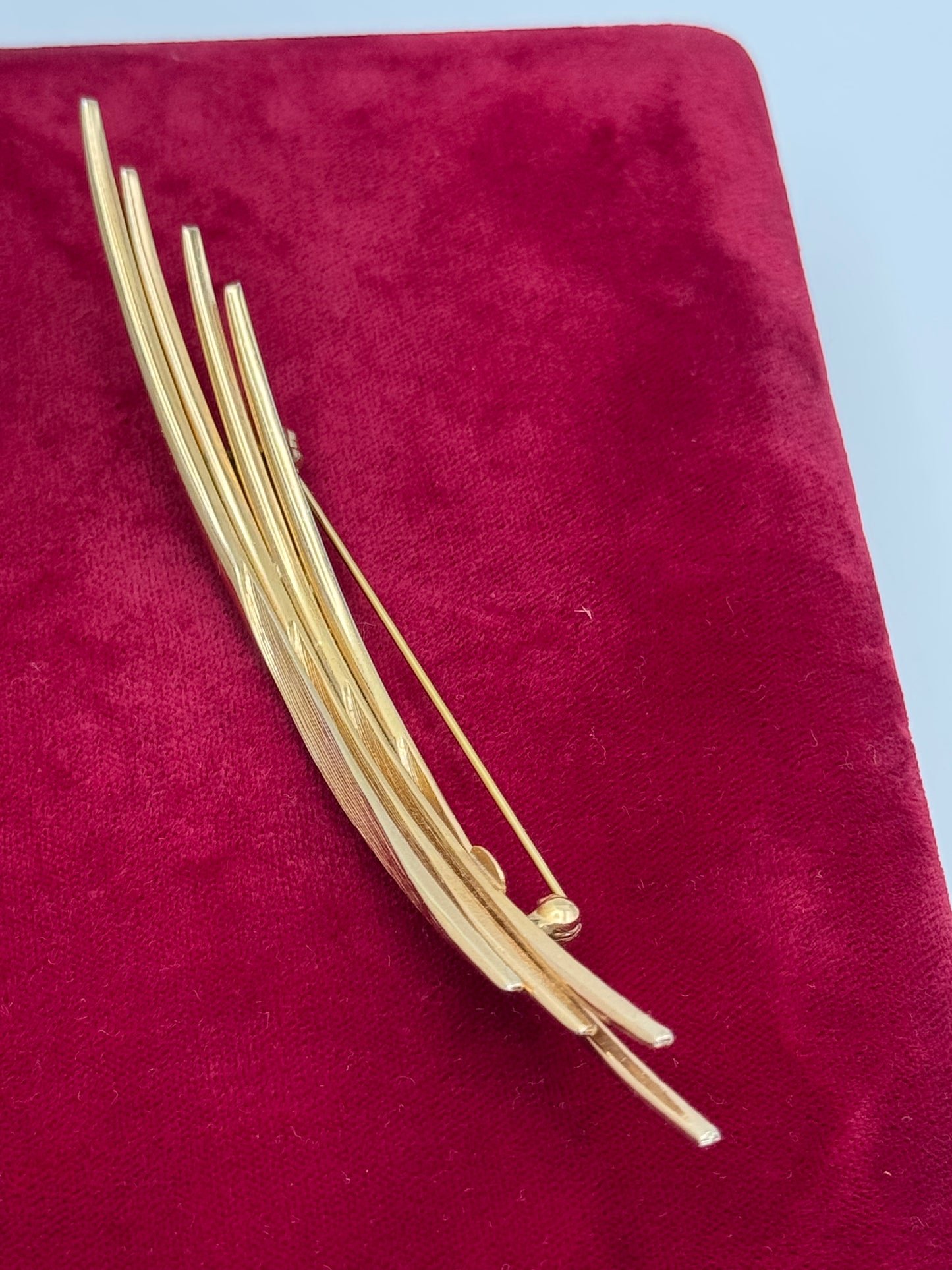 Vintage 1959 GROSSE Made In Germany Goldtone Brooch Pin 4.75”l SIGNED “Jewelry maker for 50 years for Christian Dior”