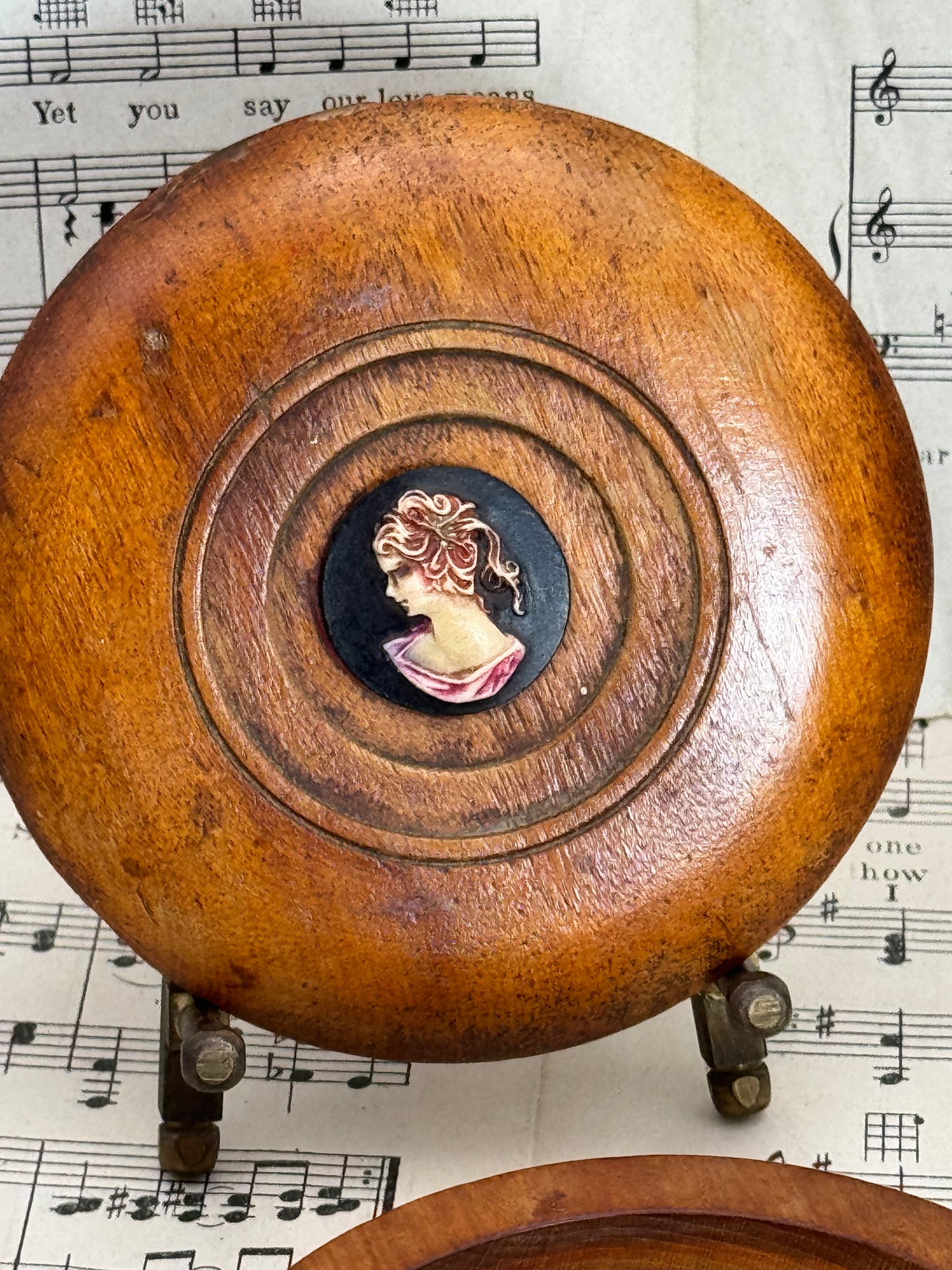 Vintage JEWELRY BOX - TREENWARE Style Wooden Box With Cameo 3.75” X 1.75”