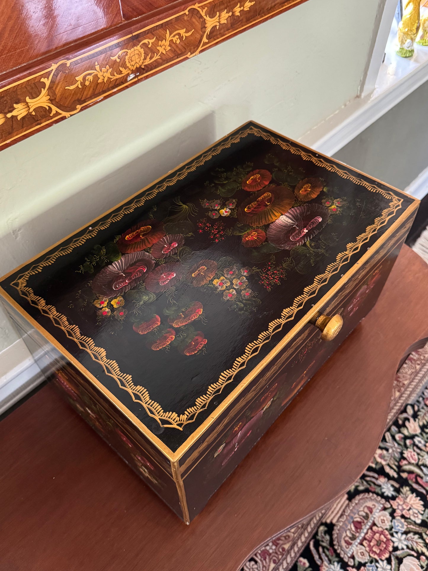 Vintage Hand Painted Wood Box 18.5x 12x 10.5” ESTATE FIND