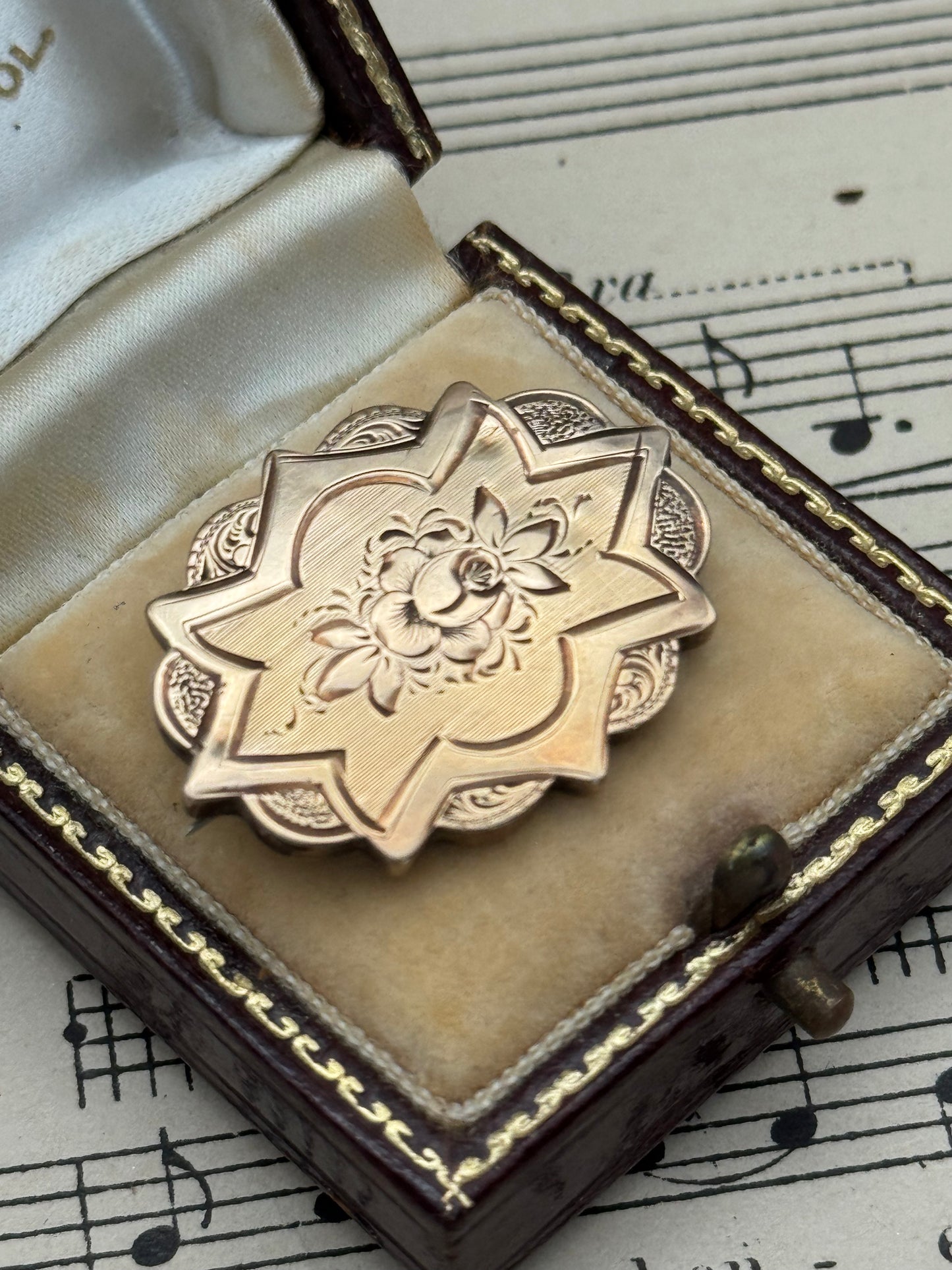 Victorian Era 10k Gold (Tested) Brooch Pendant Floral Rose Design