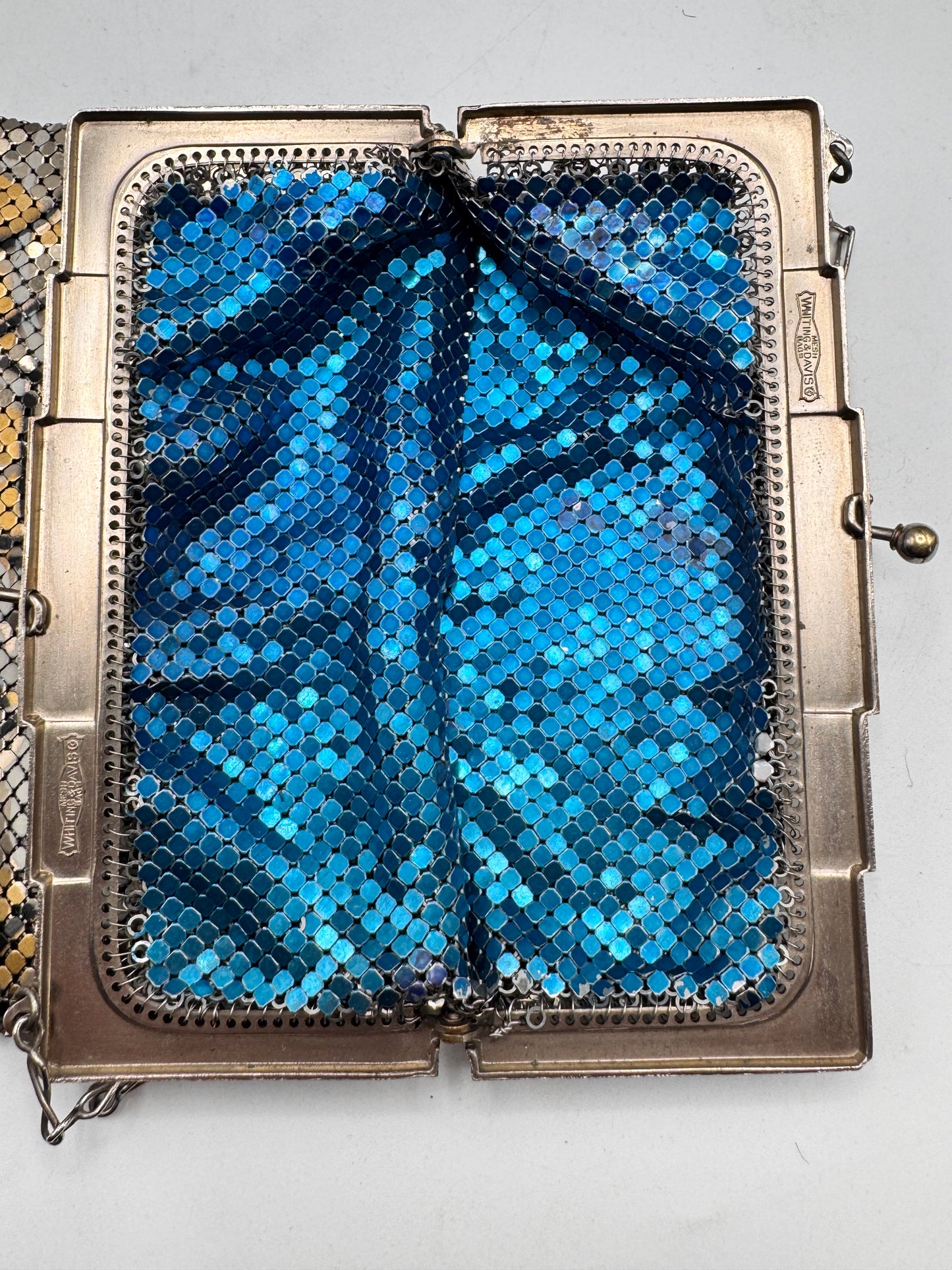 ICONIC Vintage 1920s Whiting & Davis Art Deco Spiderweb Mesh Flapper Evening Purse