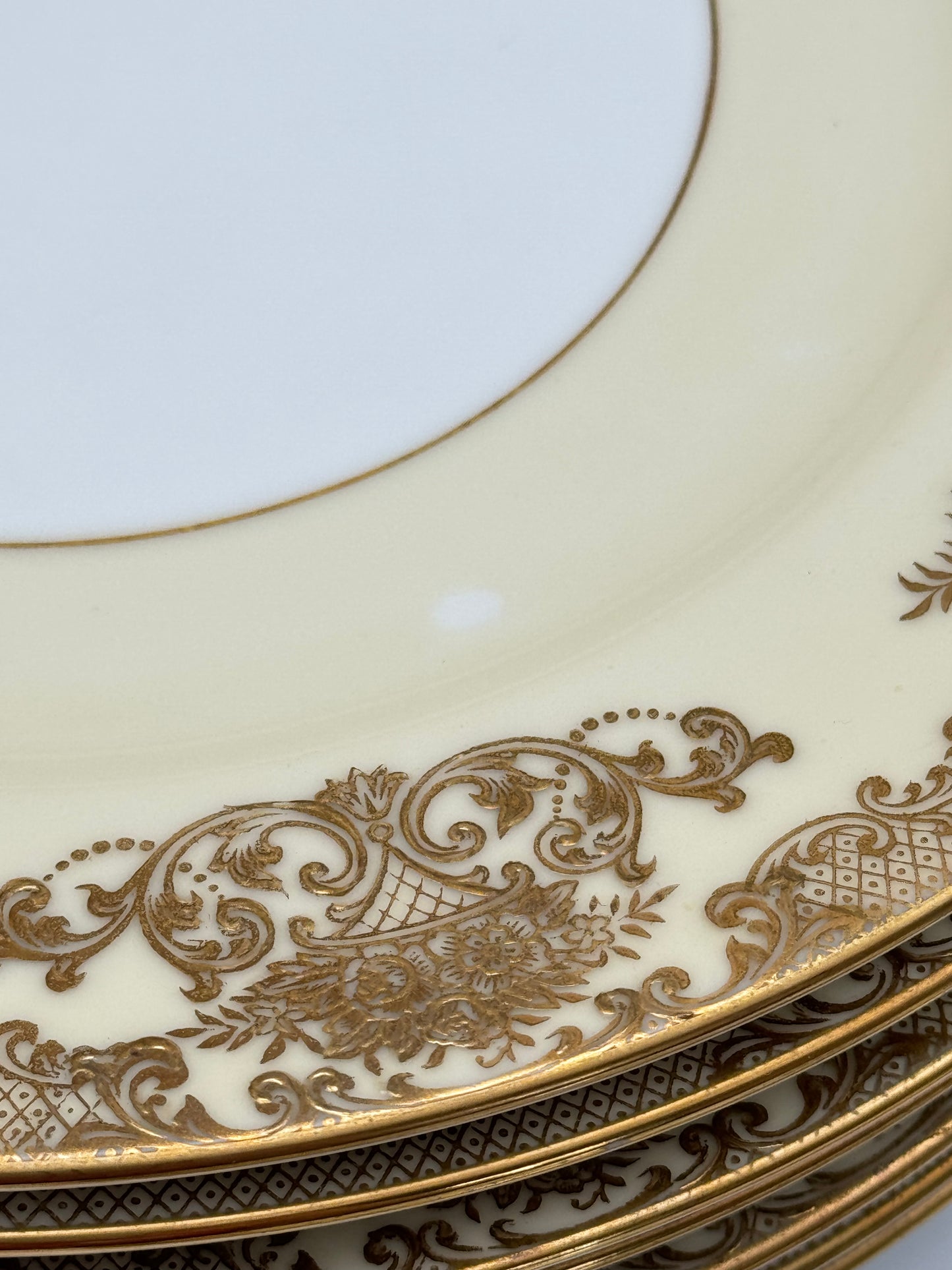 Set of 8 Vintage Noritake Mayfield Dinner Plates 10.5” Floral Gold Trim Japan