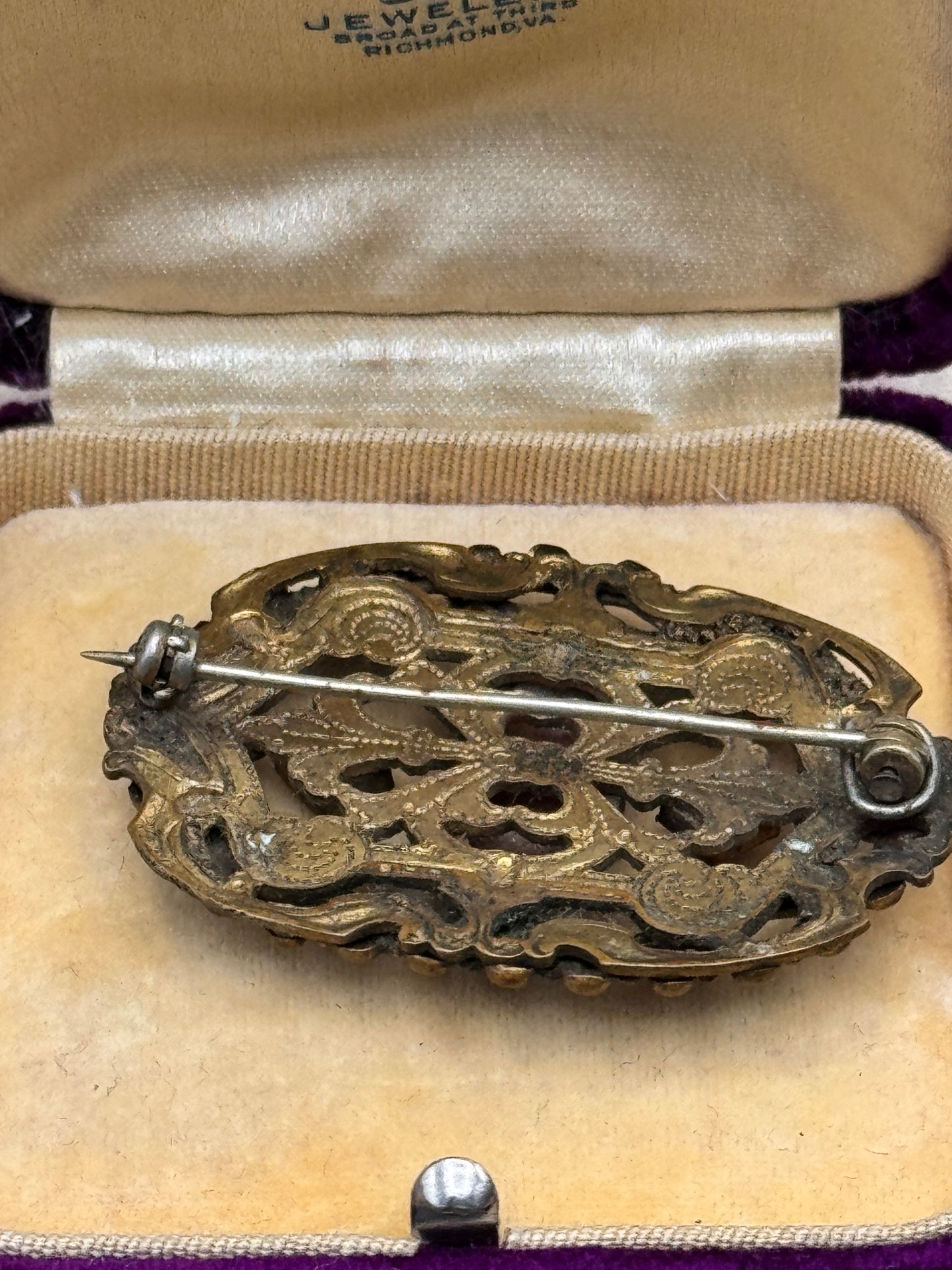 Vintage Cameo Brooch Filigree Brown Rhinestone Victorian Style Goldtone 1.6”